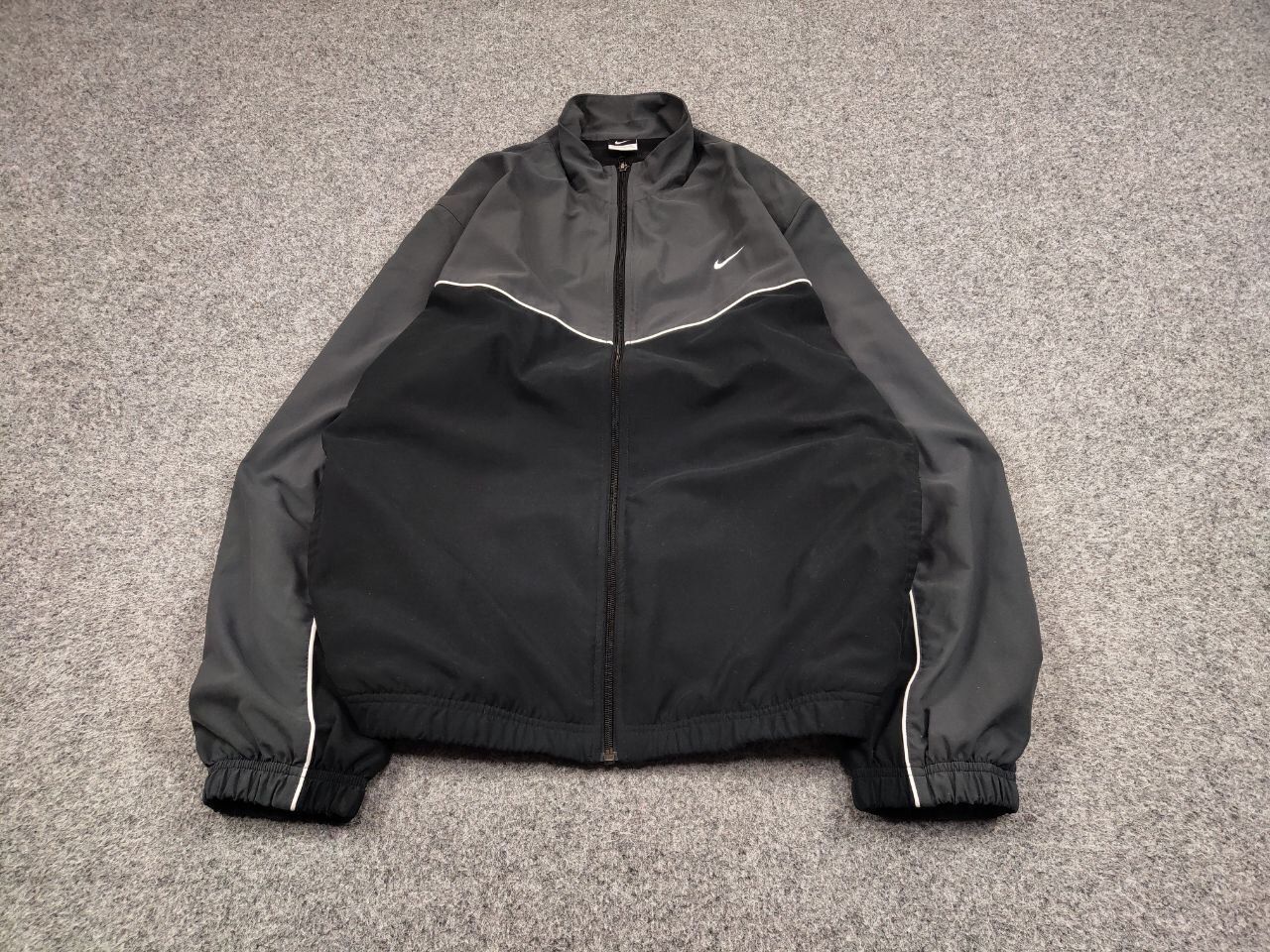 Nike Vintage Y2K Nike Swoosh Black Drill Lightweight Track Jacket Size US XL / EU 56 / 4 - 2 Thumbnail