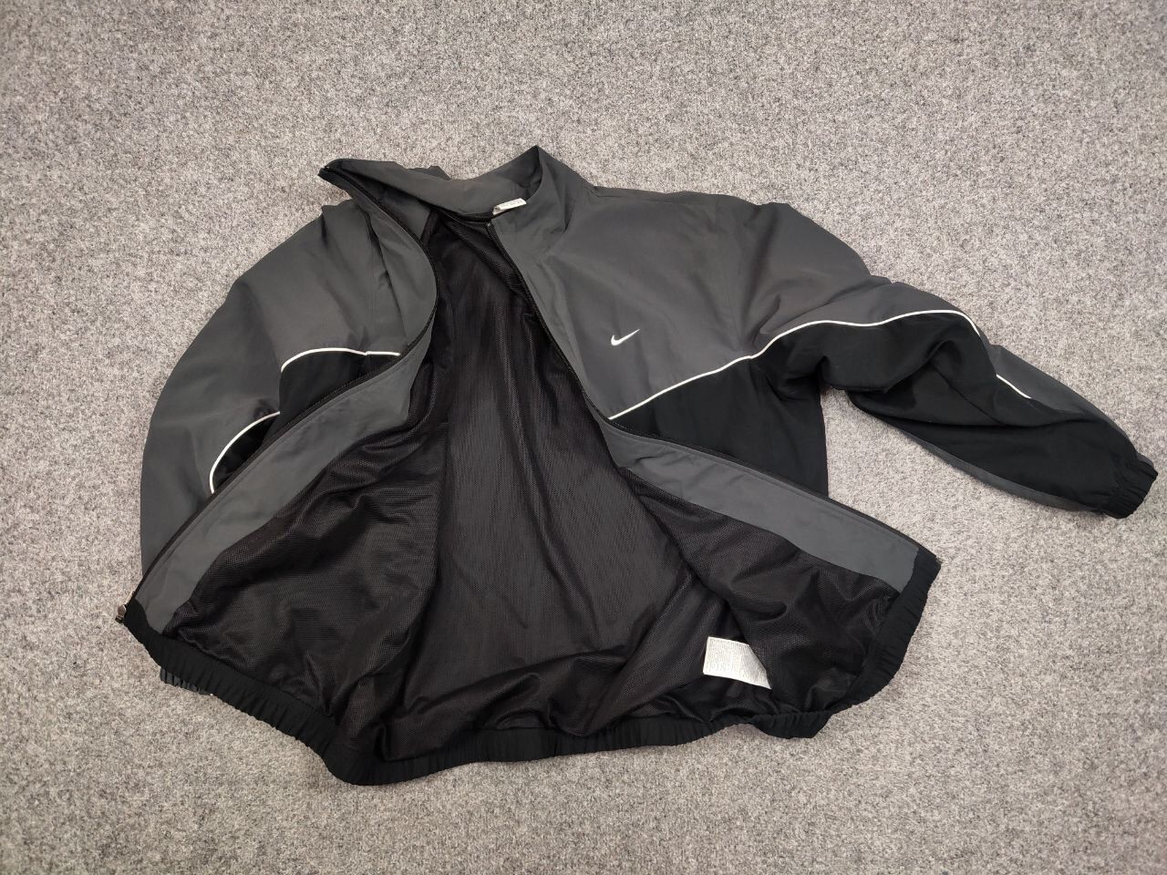 Nike Vintage Y2K Nike Swoosh Black Drill Lightweight Track Jacket Size US XL / EU 56 / 4 - 20 Thumbnail