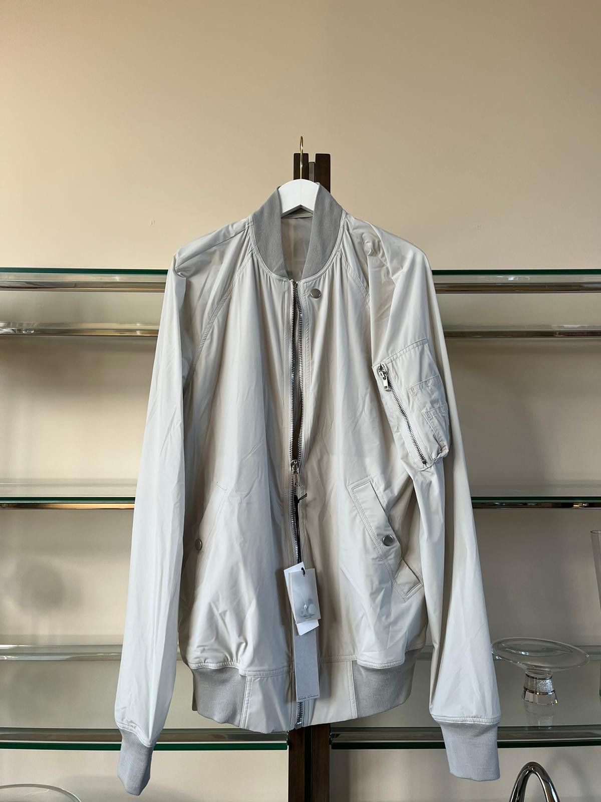 Rick Owens Raglan Bomber in Oyster Size US M / EU 48-50 / 2 - 2 Thumbnail