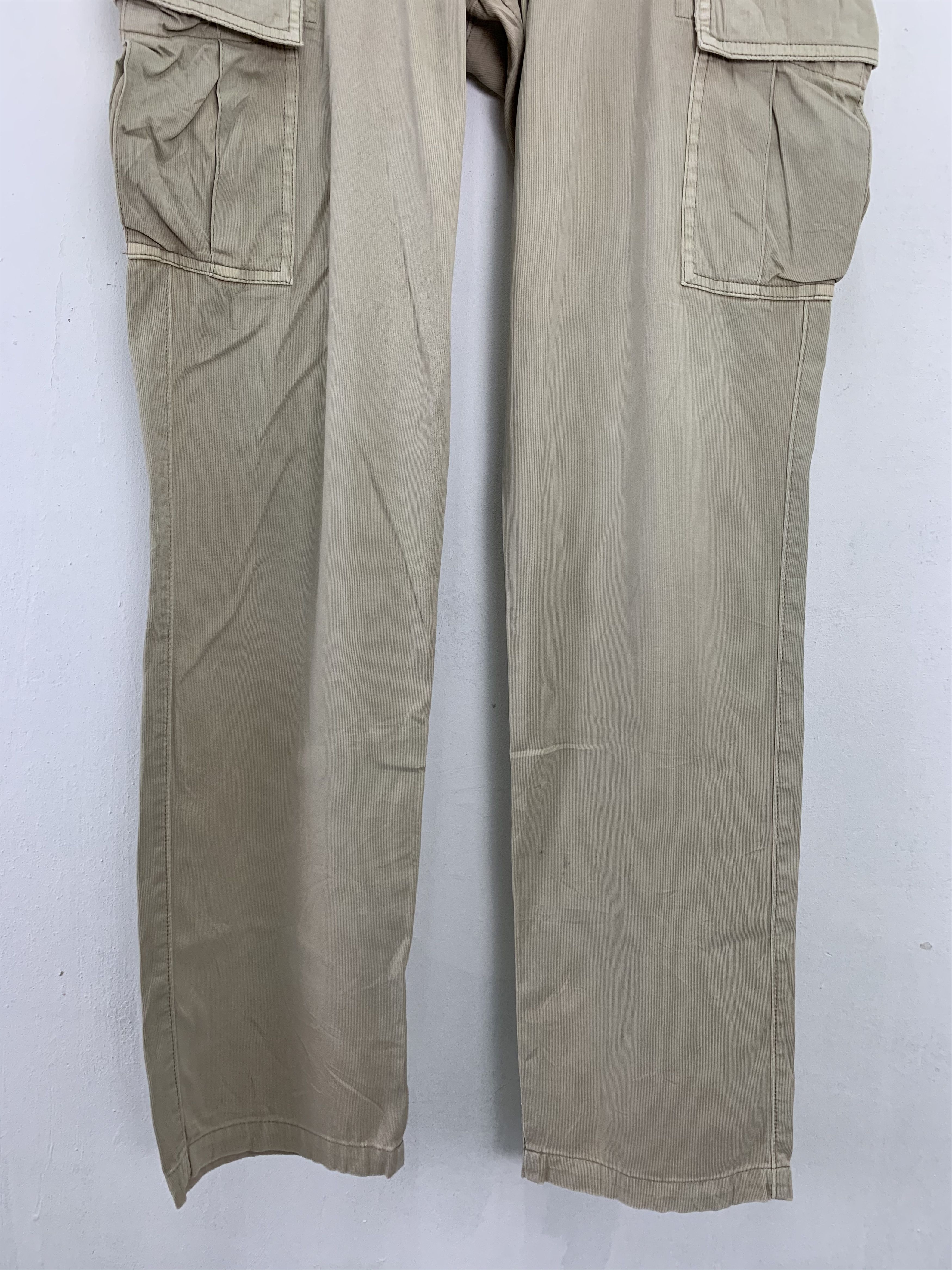 Japanese Brand Cargo Pants Uniqlo Soft Multipocket Utility Streetwear pant Size US 32 / EU 48 - 5 Thumbnail