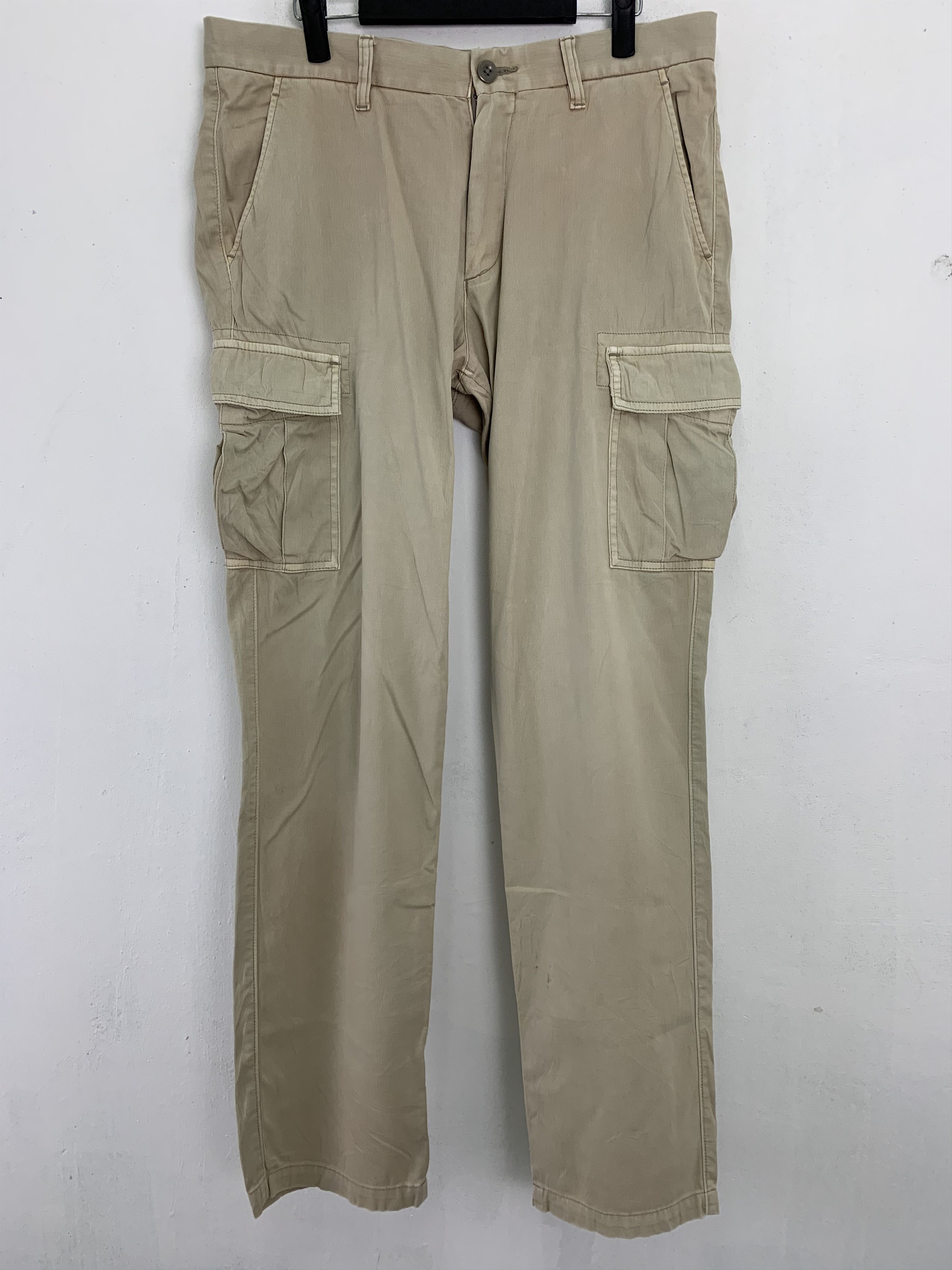 Japanese Brand Cargo Pants Uniqlo Soft Multipocket Utility Streetwear pant Size US 32 / EU 48 - 1 Thumbnail