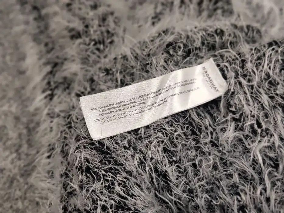 Japanese Brand Vintage 90's Japanese Gray Mohair Style Fuzzy Sweater Hype Size S / US 4 / IT 40 - 9 Thumbnail