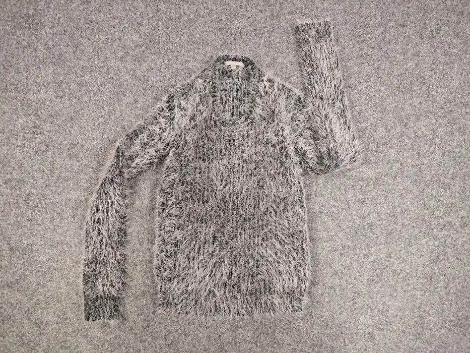Japanese Brand Vintage 90's Japanese Gray Mohair Style Fuzzy Sweater Hype Size S / US 4 / IT 40 - 5 Thumbnail