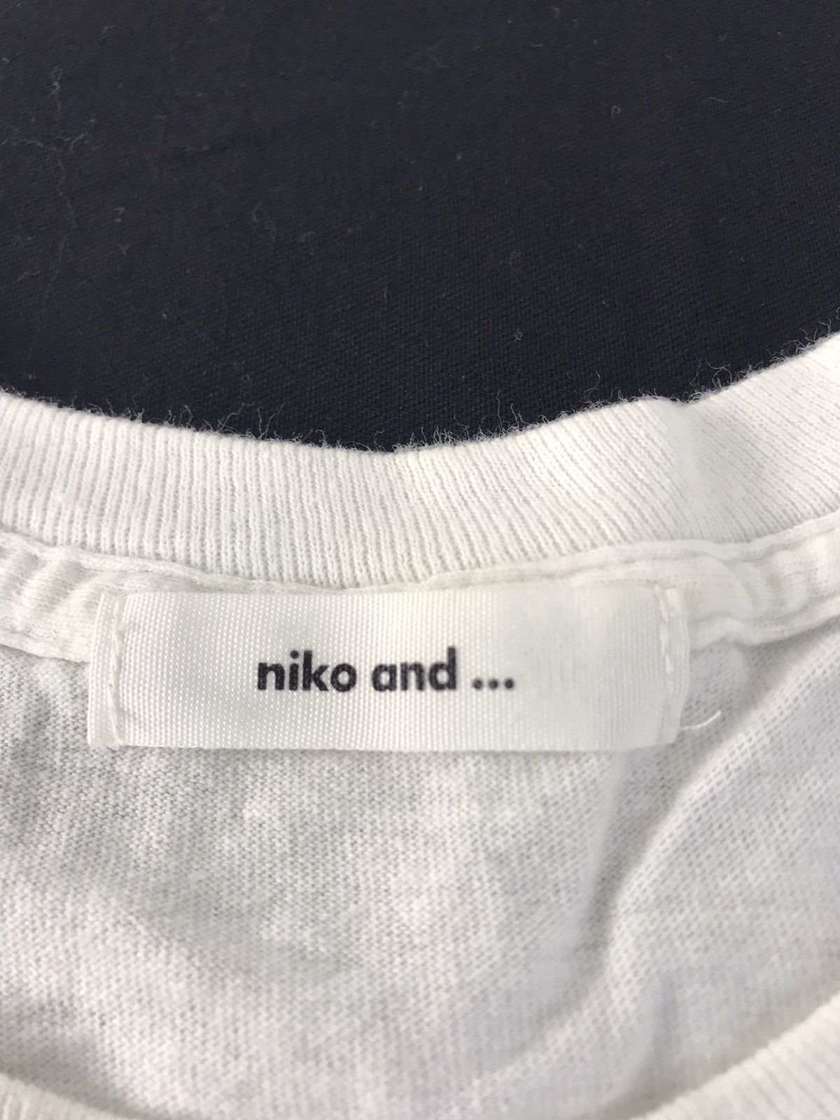 Japanese Brand Japanese Brand Niko And Longsleeve Side Tape Printed Tee Size US M / EU 48-50 / 2 - 5 Thumbnail
