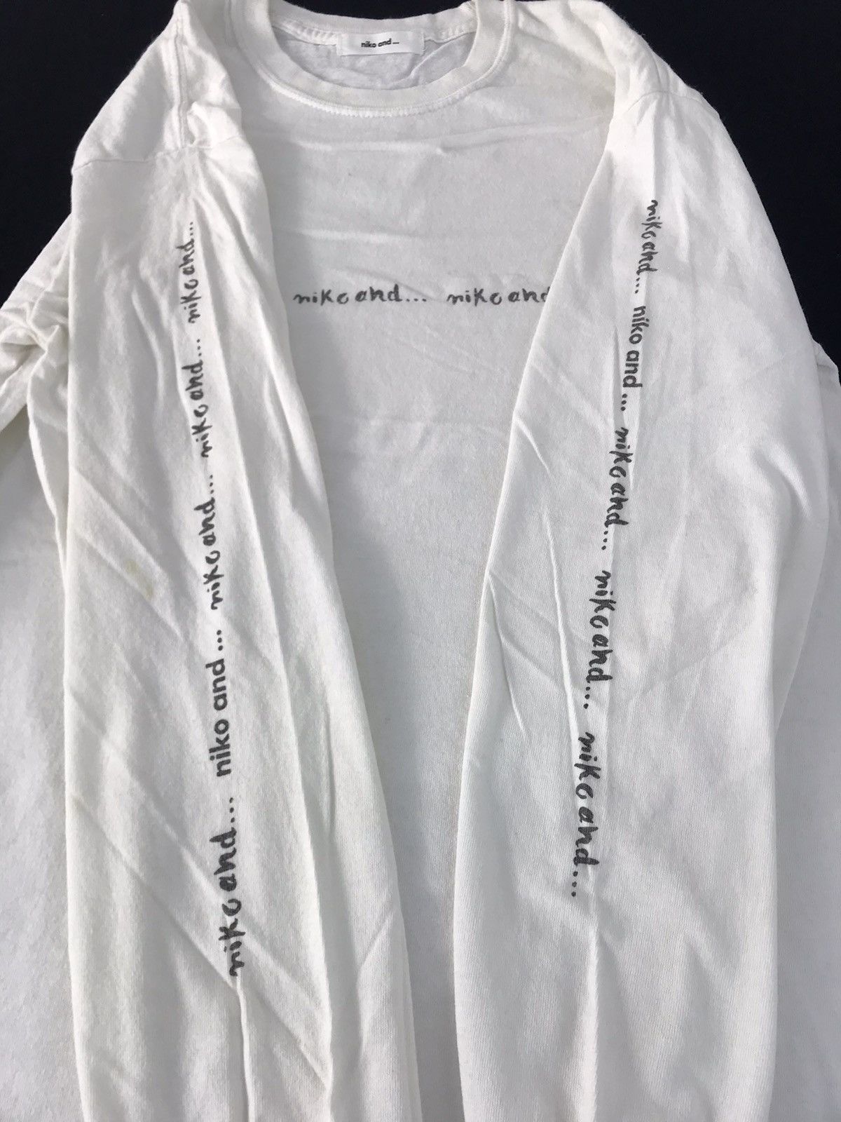 Japanese Brand Japanese Brand Niko And Longsleeve Side Tape Printed Tee Size US M / EU 48-50 / 2 - 4 Thumbnail