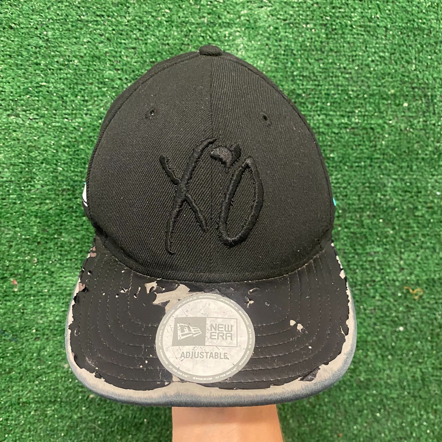 New Era × The Weeknd The Weeknd XO Kiss Land Distressed Tour Hat Cap Size ONE SIZE - 2 Thumbnail