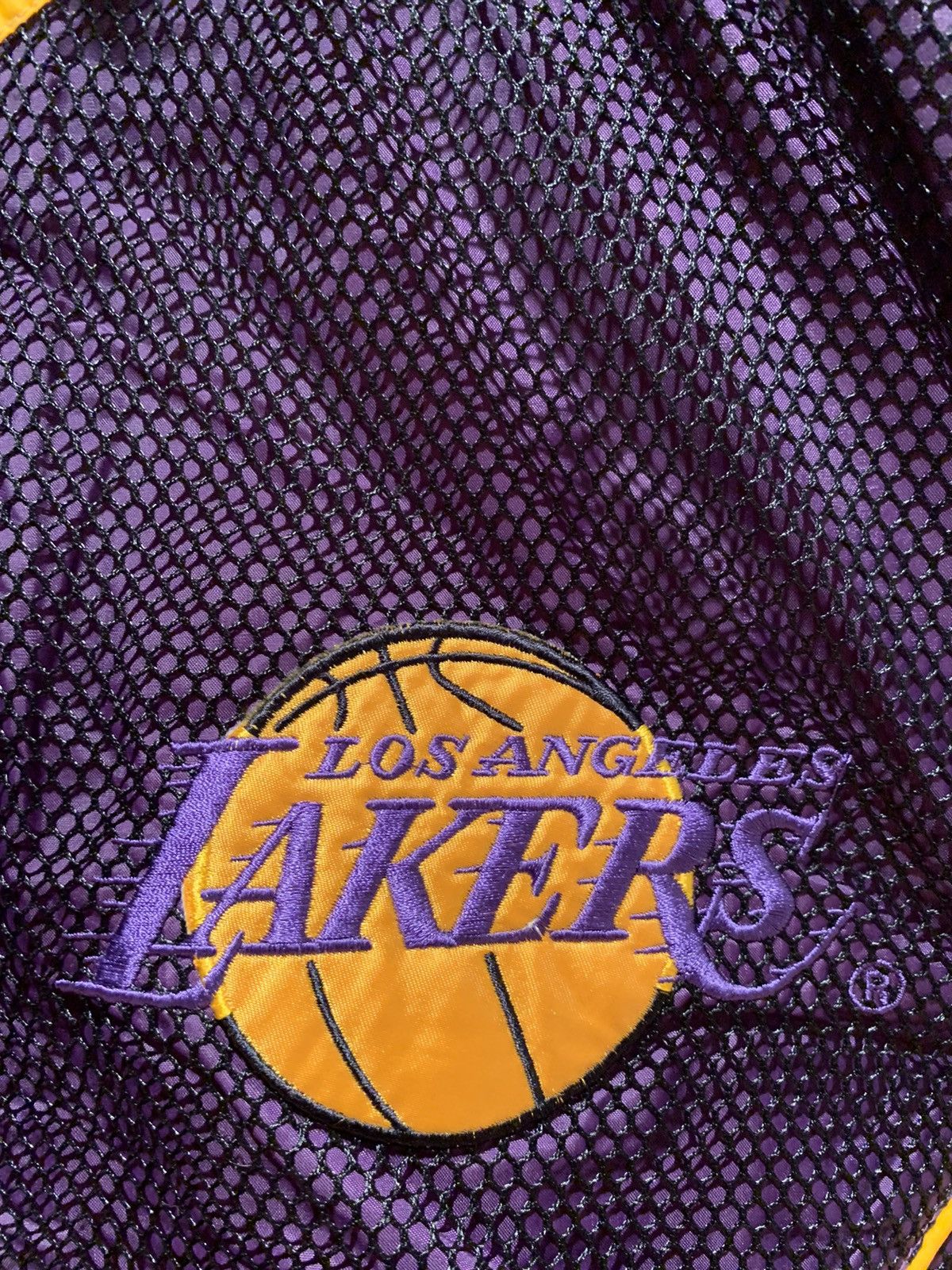 NBA × Pro Player × Vintage *RARE* Vintage Pro Player Los Angeles Lakers NBA Jacket - M Size US M / EU 48-50 / 2 - 3 Thumbnail