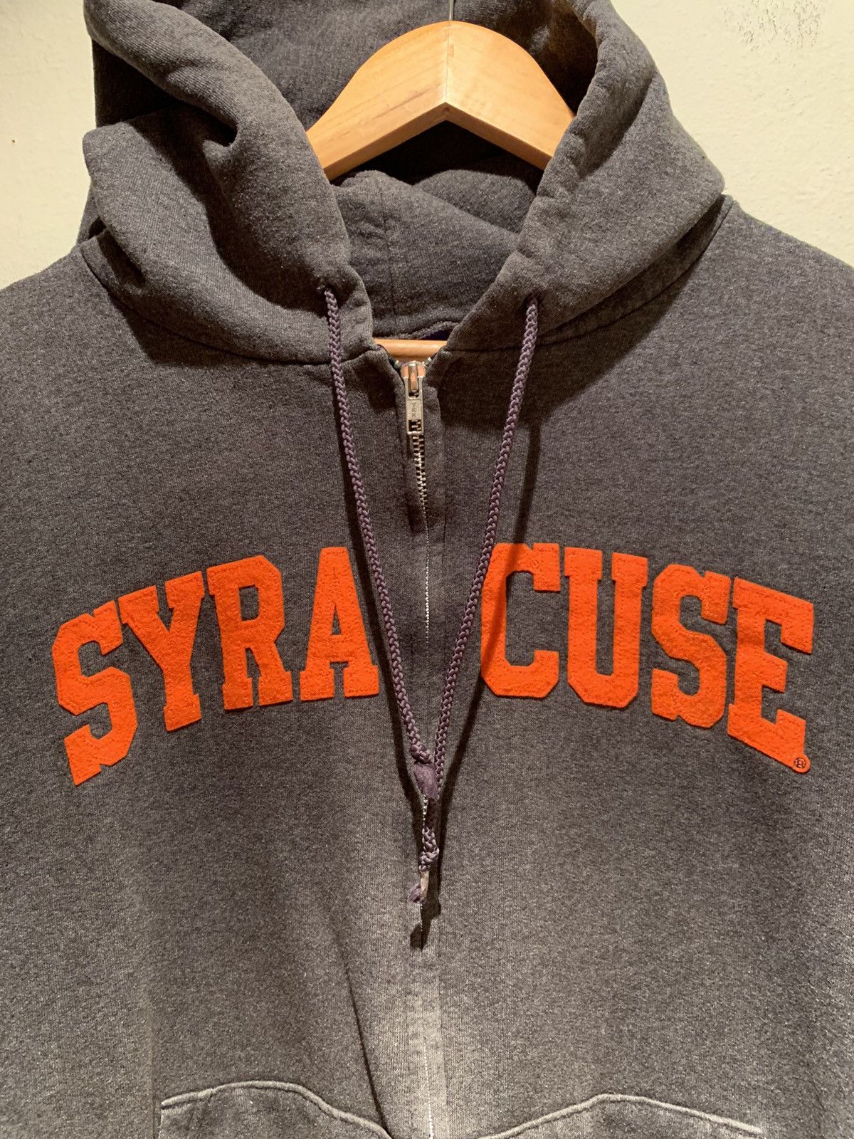 Champion *RARE* Syracuse New York Champion Embroidered Zip Hoodie XL Size US XL / EU 56 / 4 - 2 Thumbnail