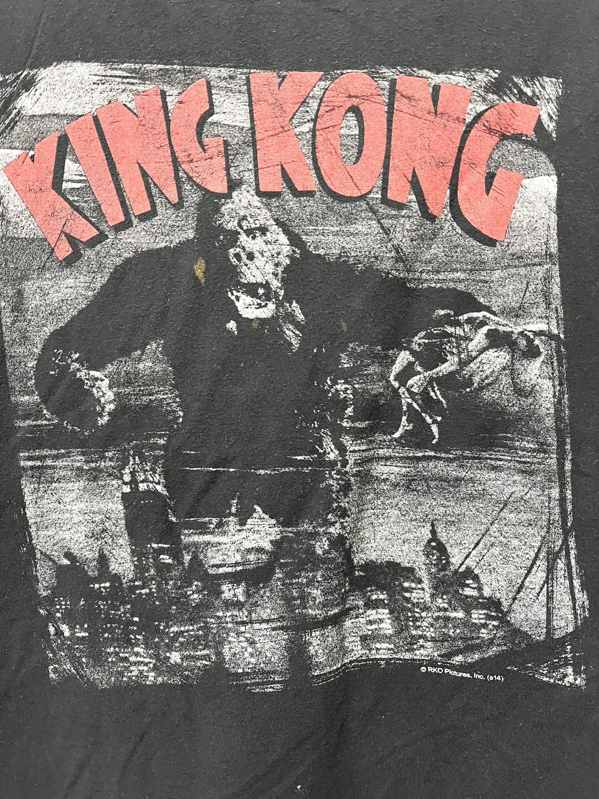 Expert Horror × Old Navy King Kong Movie X Old Navy Brand Photo Tee Size US L / EU 52-54 / 3 - 3 Thumbnail