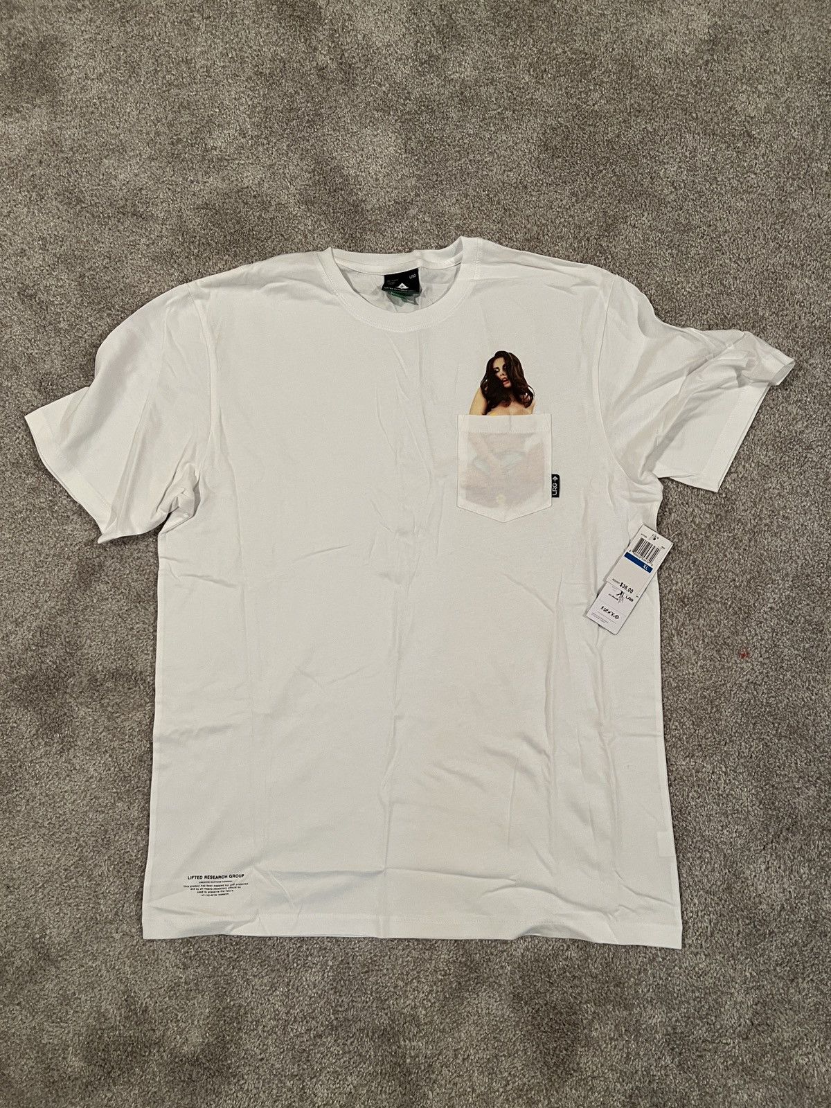 LRG LRG Pocket Pornstar Sexy Girl XL White Tee Shirt Size US XL / EU 56 / 4 - 1 Thumbnail