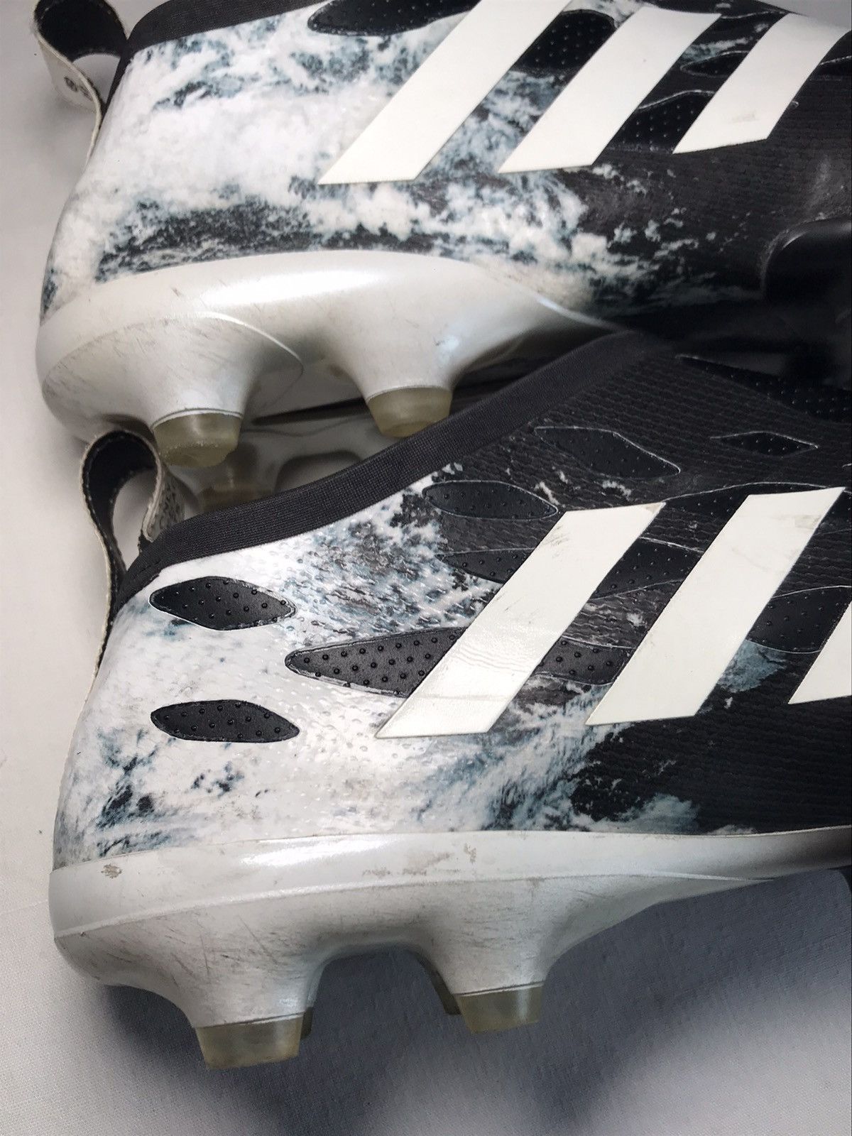 Adidas ADIDAS GLITCH SG football boots shoes Size US 9 / EU 42 - 4 Thumbnail