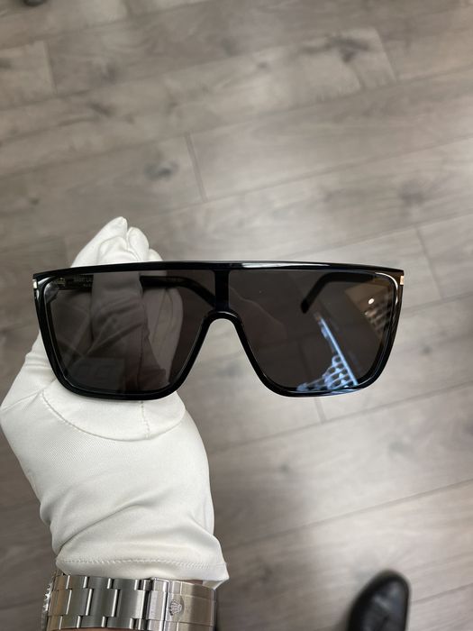 Kim kardashian cheap ysl sunglasses