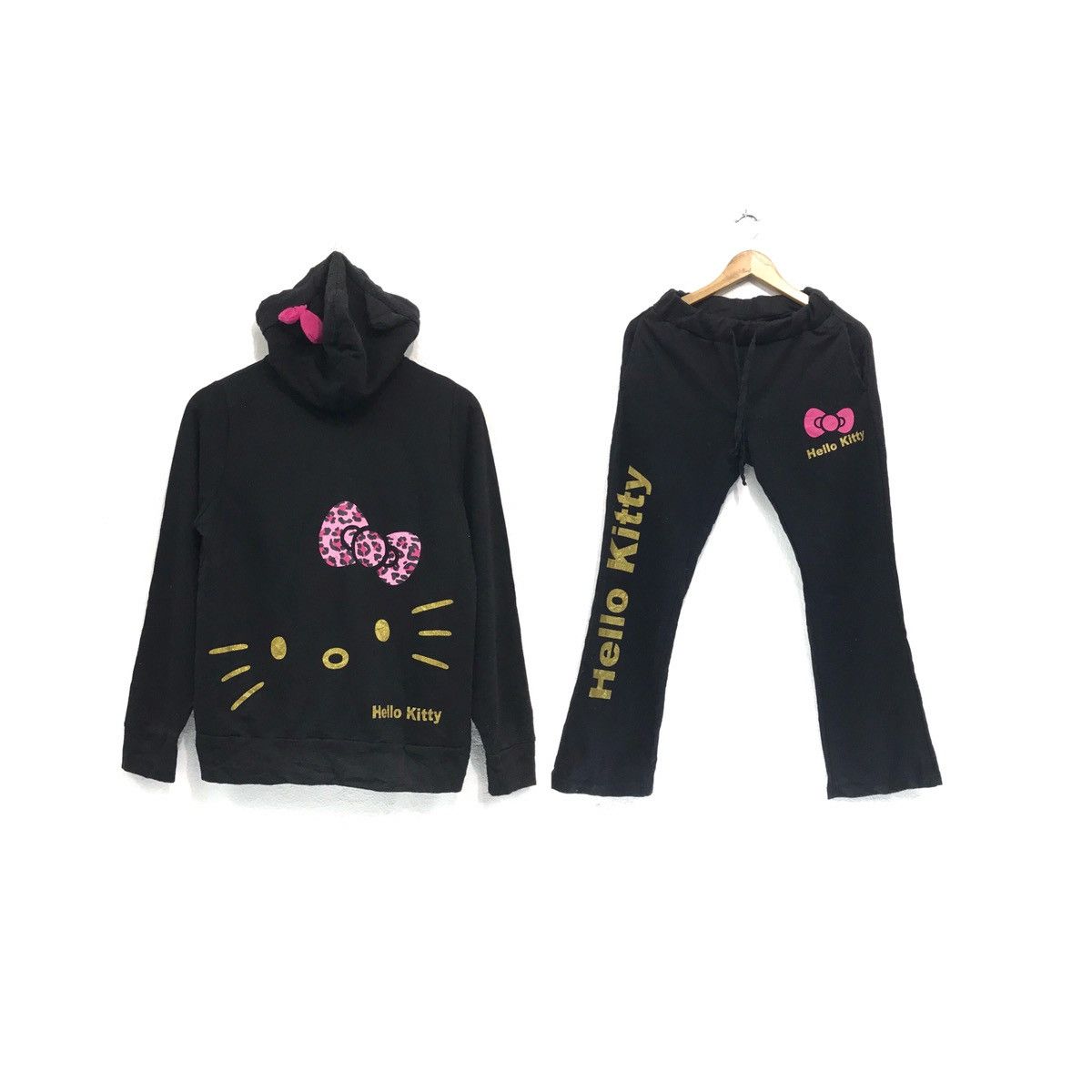 Cartoon Network × Disney × Vintage Full Set Hello Kitty Sweatshirt Hoodie With Sweatpants Size S / US 4 / IT 40 - 1 Thumbnail