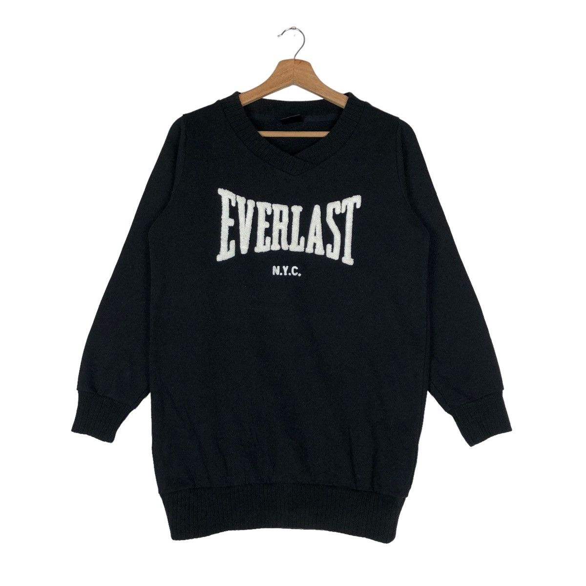 image of Vintage Everlast Spell Out Pullover Jumper Sweatshirt in Black, Men's (Size Large)