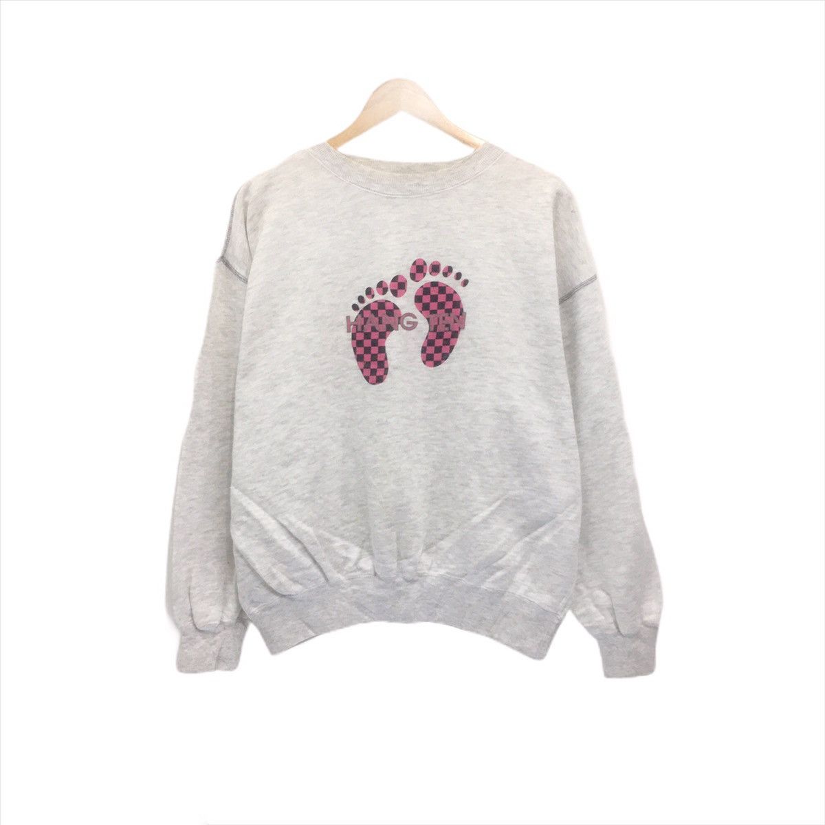 Hang Ten Vintage Hang Ten Sweatshirt Crewneck BigLogo Feet HangTen Size US L / EU 52-54 / 3 - 1 Thumbnail