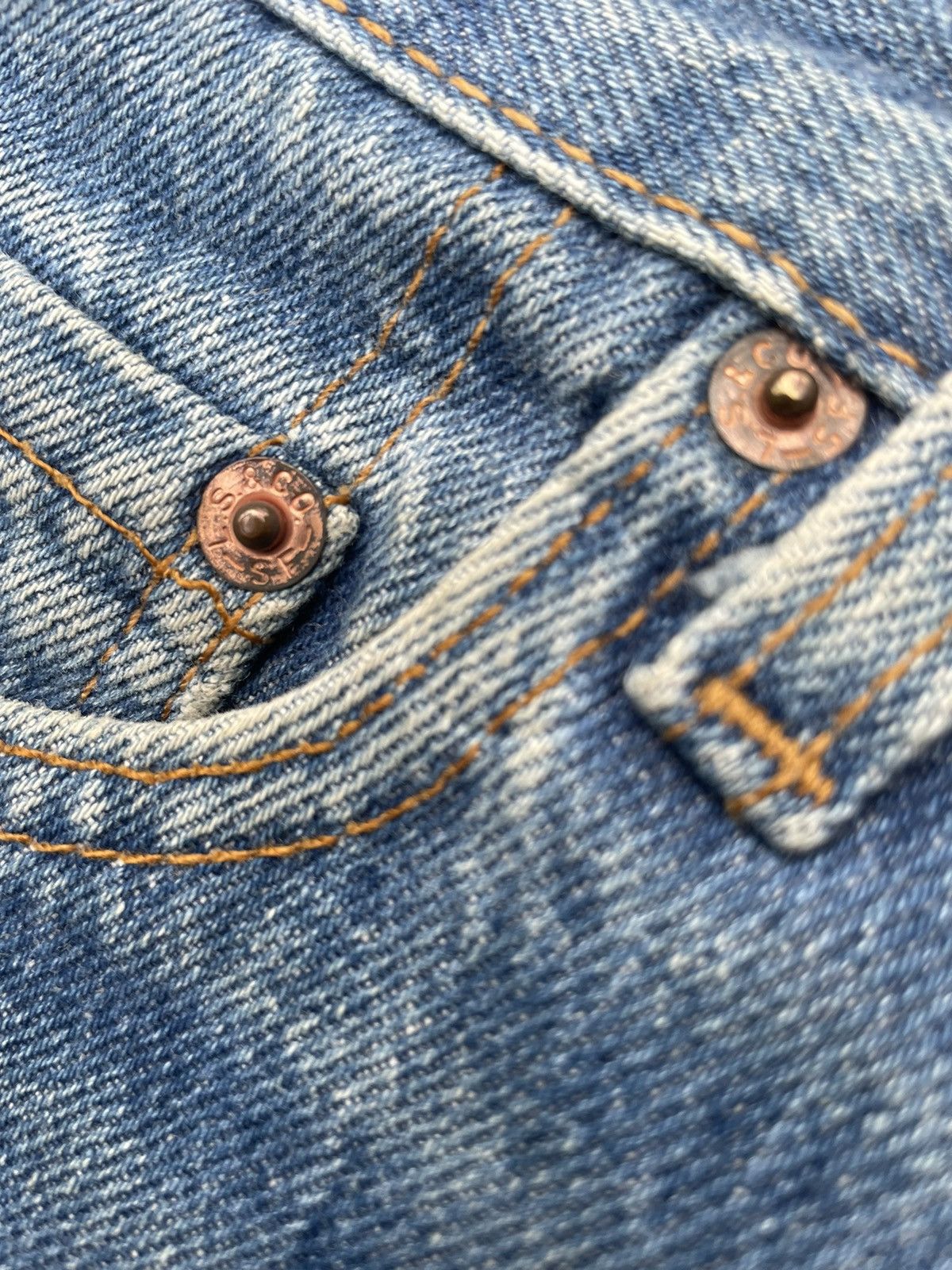 Levi's Vintage Levi’s 501XX e 1991 Usa Aging Distressed Size US 28 / EU 44 - 22 Thumbnail