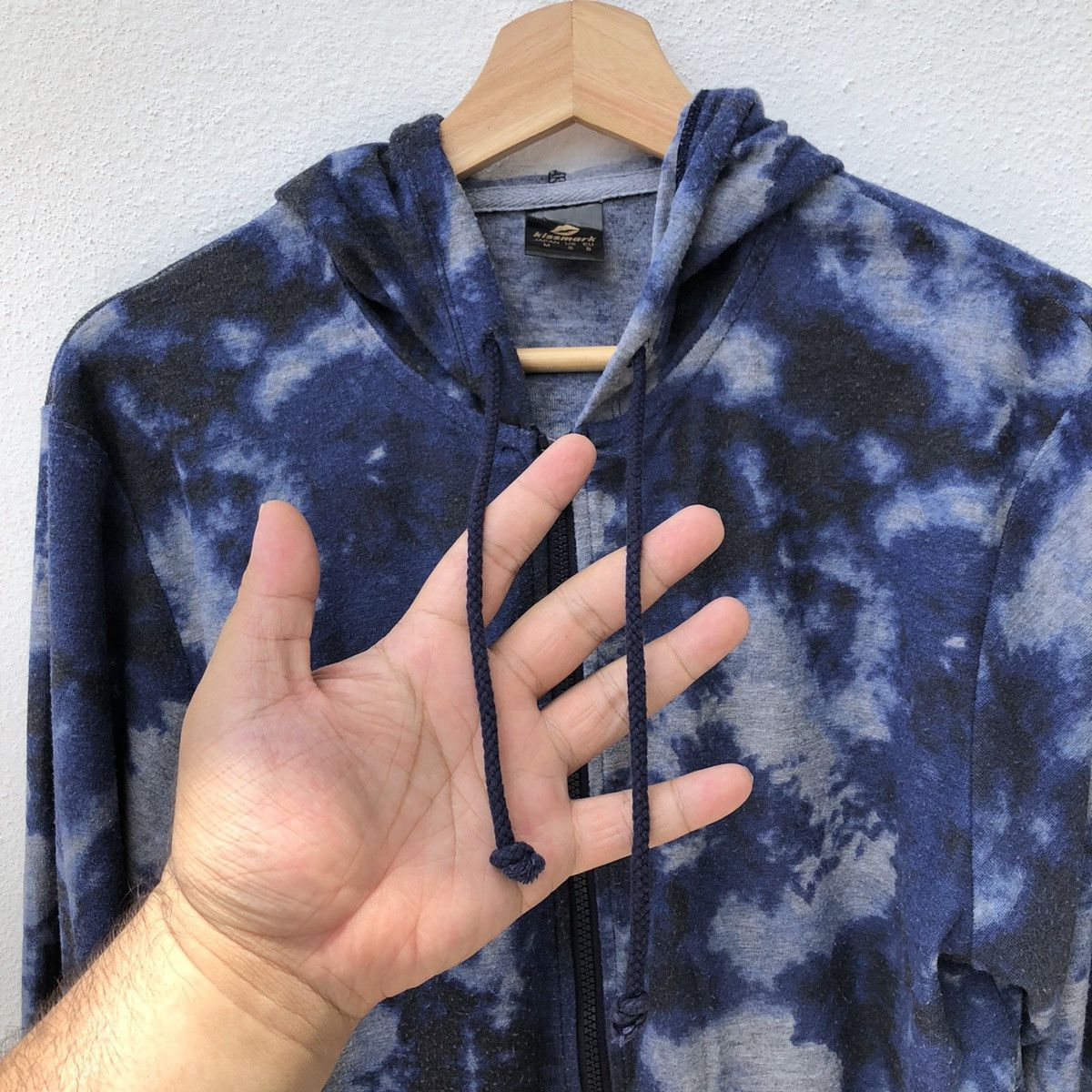 Japanese Brand KISSMARK JAPANESE BRAND HOODIE ACID WASH DESIGN VERY RARE Size US M / EU 48-50 / 2 - 6 Thumbnail