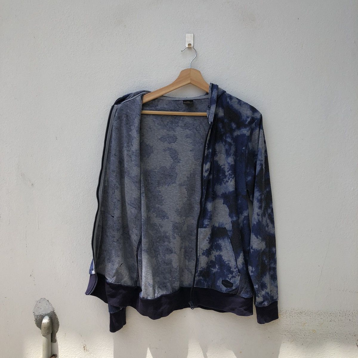 Japanese Brand KISSMARK JAPANESE BRAND HOODIE ACID WASH DESIGN VERY RARE Size US M / EU 48-50 / 2 - 9 Thumbnail