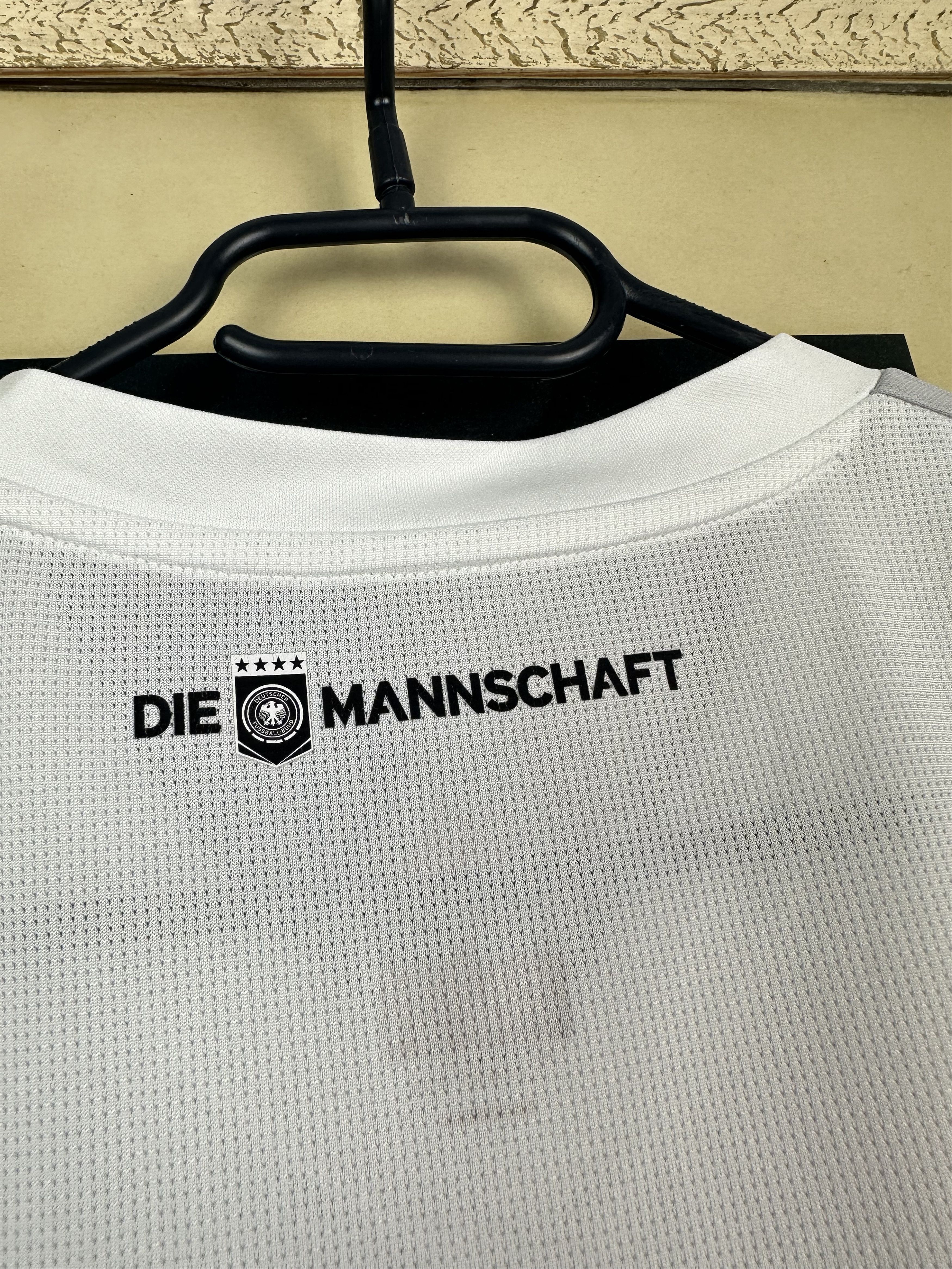 Adidas Germany Away football shirt 2018 Soccer Adidas Jersey Size US L / EU 52-54 / 3 - 14 Thumbnail