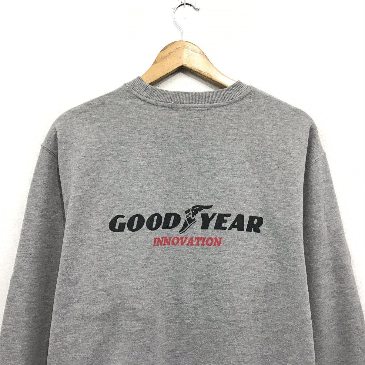 Sports Specialties × Vintage Vintage Goodyear Sweatshirt CrewNeck Big Spellout Goodyear Size US M / EU 48-50 / 2 - 2 Thumbnail