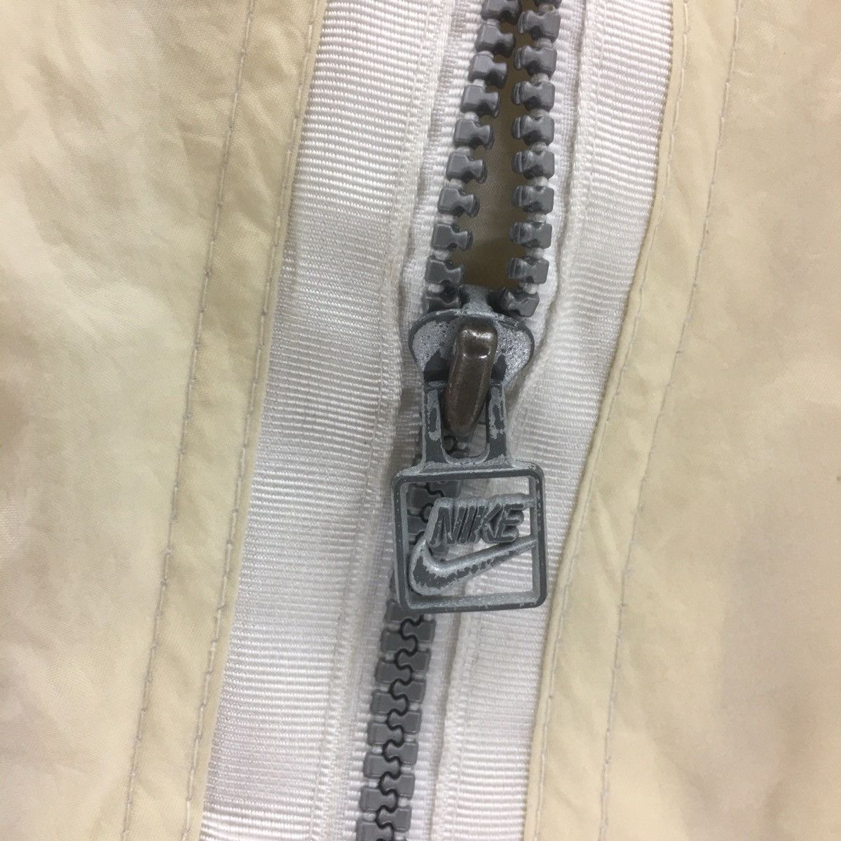 Nike × Vintage Vintage 90’s Nike Biglogo Swoosh Nike Sports Size US M / EU 48-50 / 2 - 9 Thumbnail