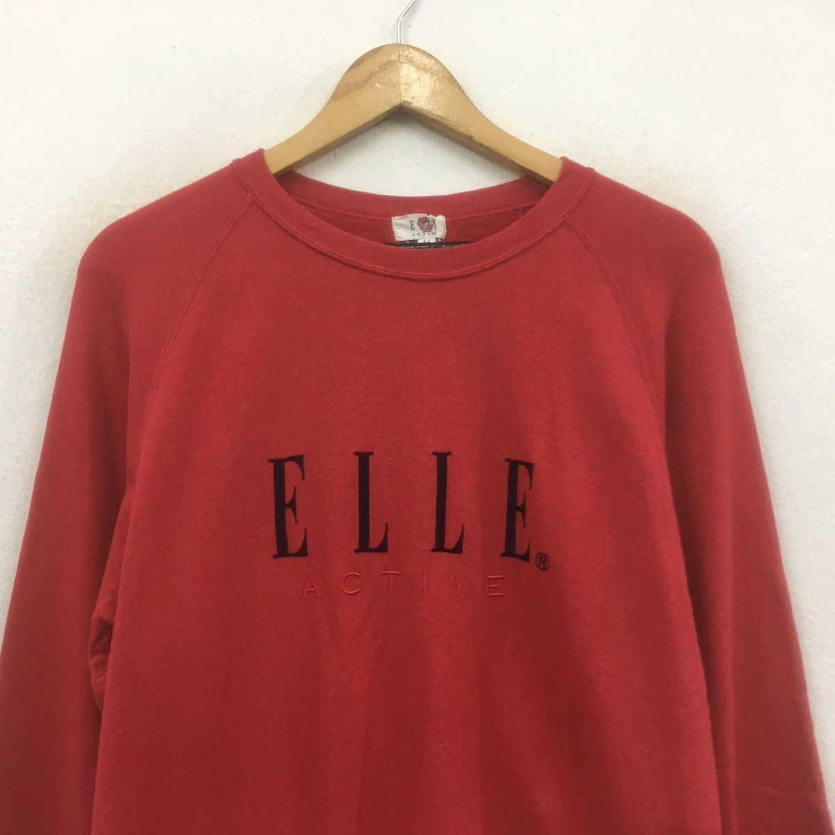 Japanese Brand × Vintage Vintage ELLE Sweatshirt Embroidery Spellout ELLE Active Size US M / EU 48-50 / 2 - 2 Thumbnail
