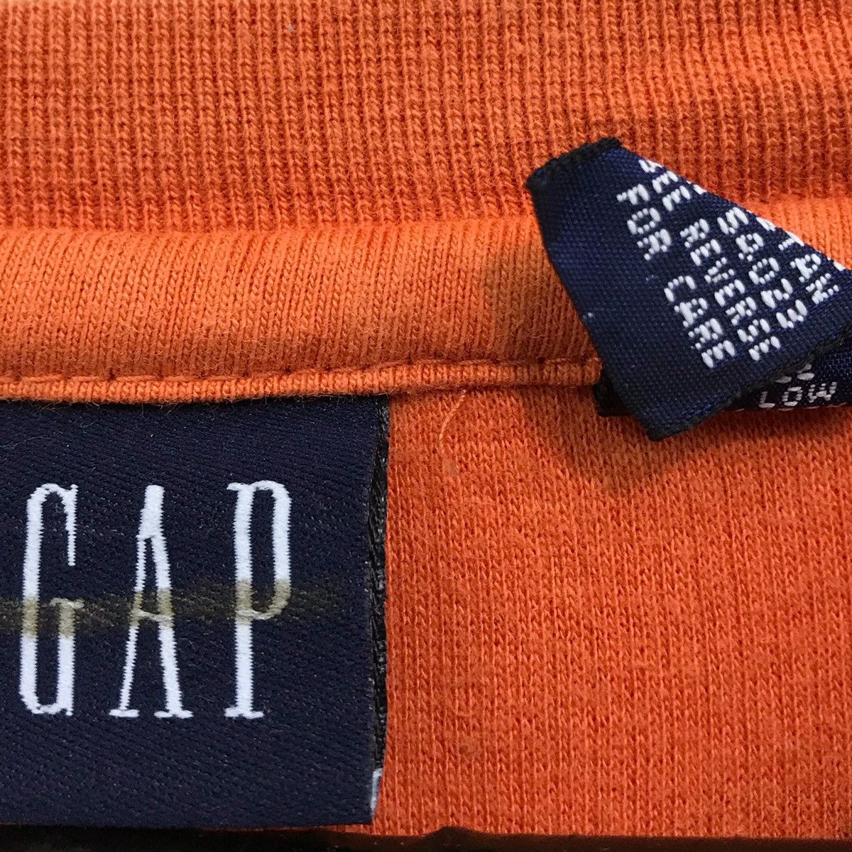 Gap × Japanese Brand Vintage GAP Sweatshirt Gap Plain CrewNeck Gap Size US M / EU 48-50 / 2 - 4 Thumbnail