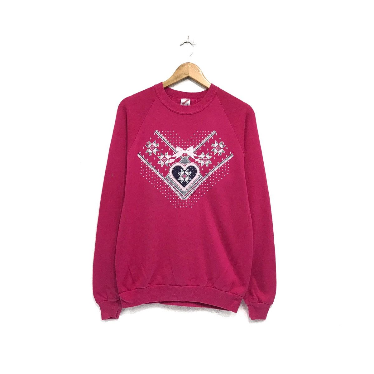 Other Vintage Sweatshirt Crewneck Biglogo Flowers Love Design Size US M / EU 48-50 / 2 - 1 Thumbnail