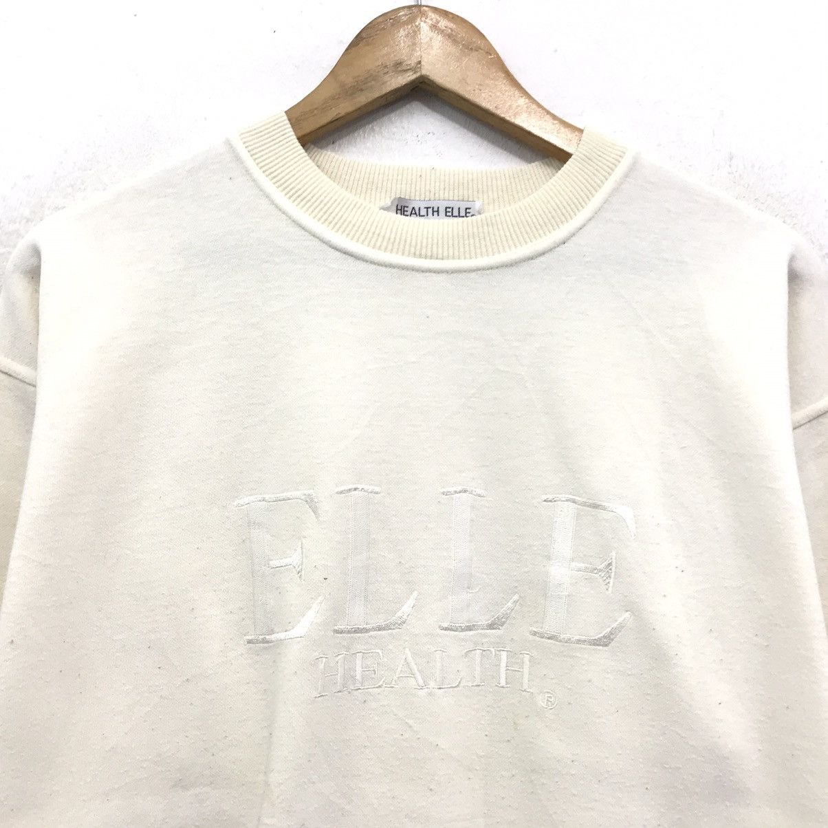 Japanese Brand Vintage Elle Sweatshirt Crew Embroidery Biglogo Elle Health Size US M / EU 48-50 / 2 - 2 Thumbnail