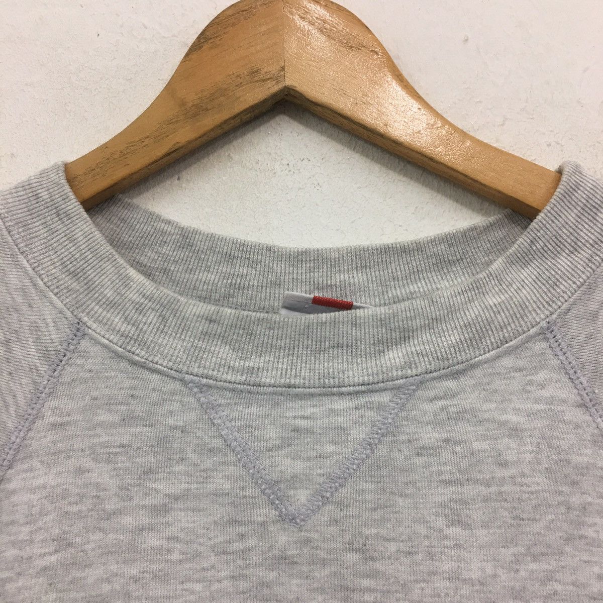 Champion × Japanese Brand × Vintage Vintage Champion Biglogo Spellout Champion Sweatshirt Size US L / EU 52-54 / 3 - 6 Thumbnail