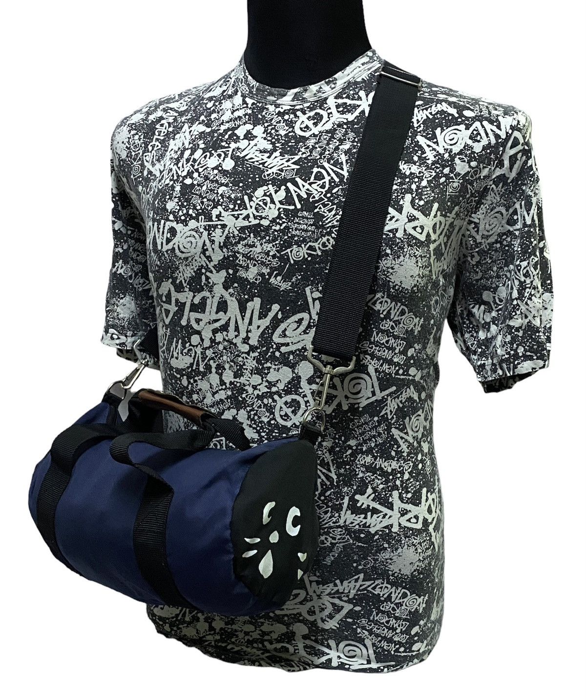 Issey Miyake × Japanese Brand × Ne-Net Ne-Net By Issey Miyake Mini Duffle Bag Size ONE SIZE - 1 Thumbnail
