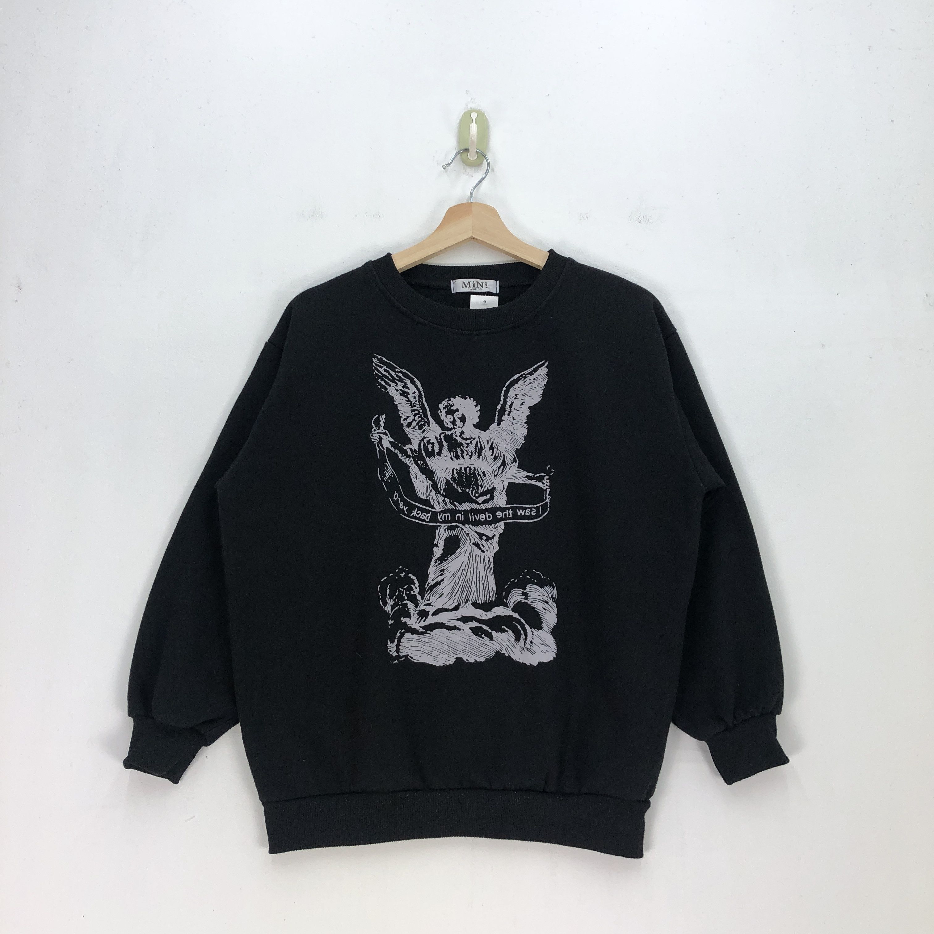 If Six Was Nine × Japanese Brand × Vintage Devil Jesus In Backyard Sweatshirt Sweater Crewneck Jumper Size US L / EU 52-54 / 3 - 1 Thumbnail