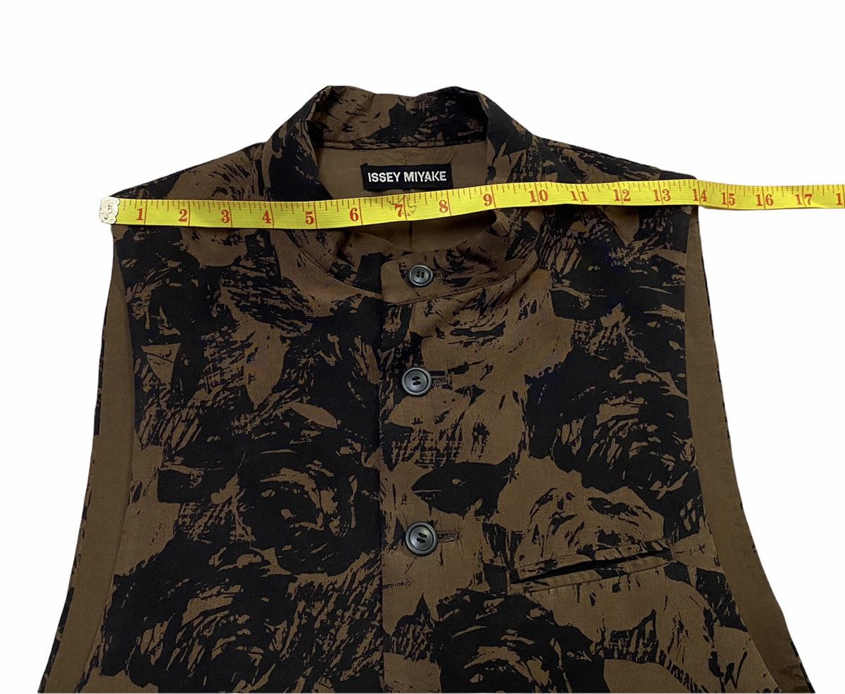 Issey Miyake 🔥RARE🔥VINTAGE ISSEY MIYAKE FLORAL PRINT BUTTONED VEST Size US M / EU 48-50 / 2 - 5 Thumbnail