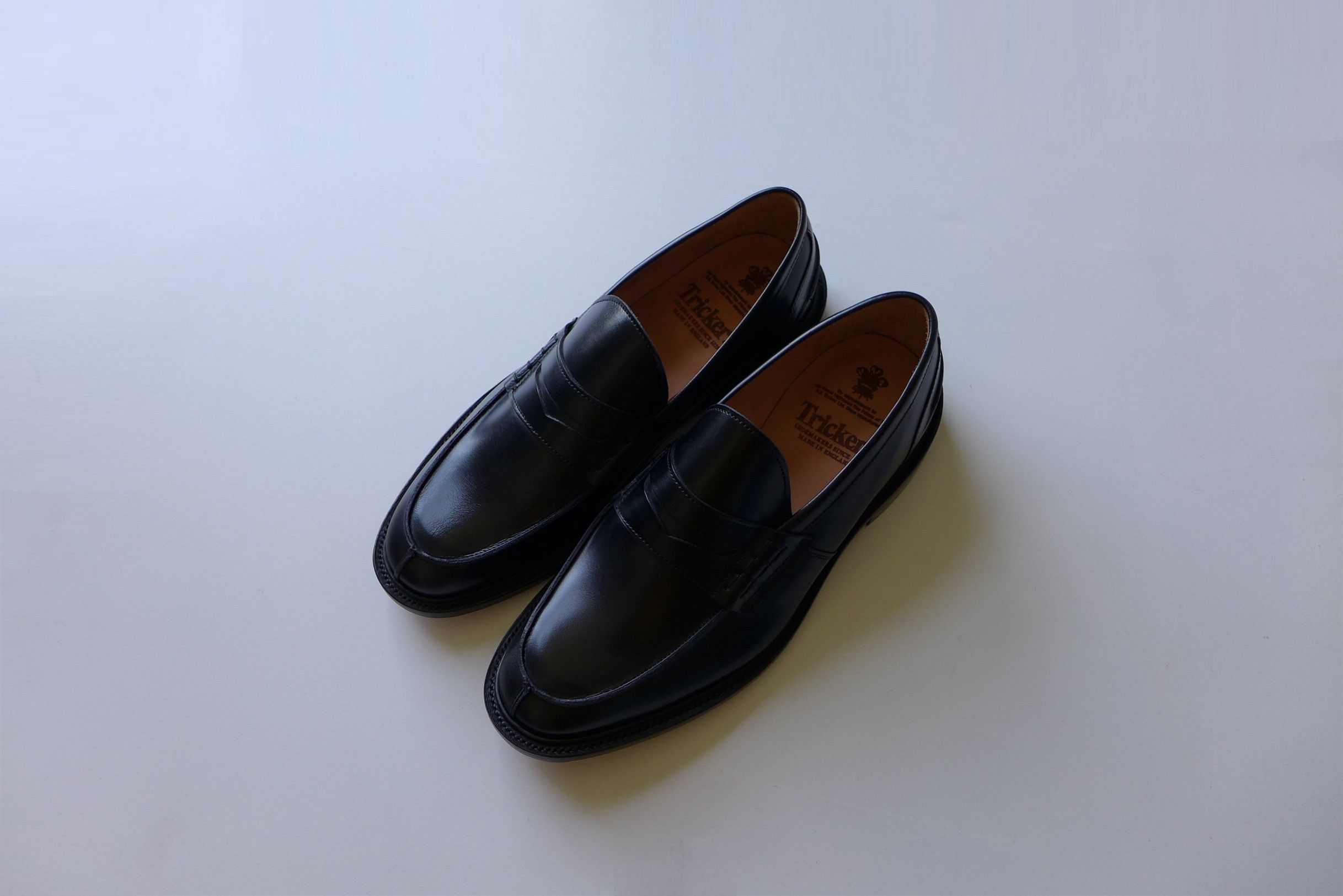 Tricker's Tricker's James Penny Loafer Shoe - Black Calf Leather Size US 9 / EU 42 - 1 Thumbnail