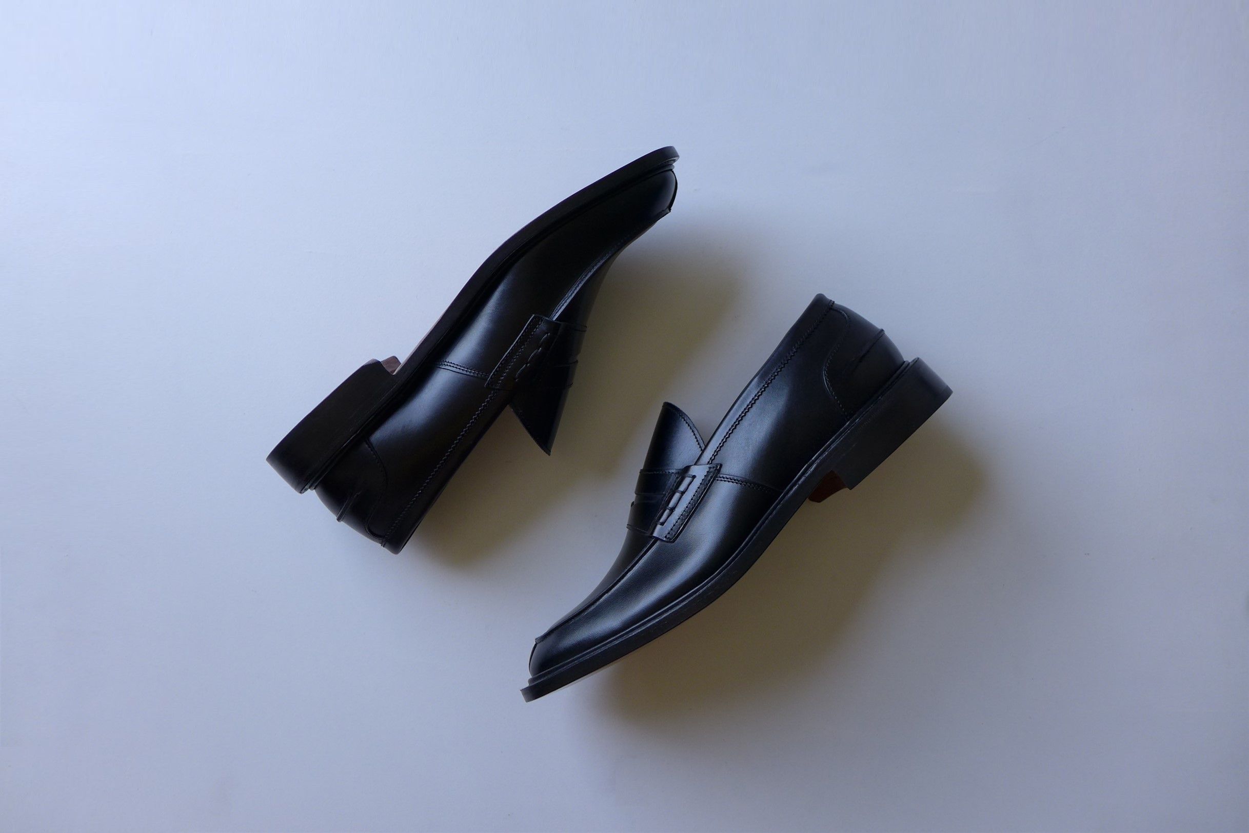 Tricker's Tricker's James Penny Loafer Shoe - Black Calf Leather Size US 9 / EU 42 - 4 Thumbnail