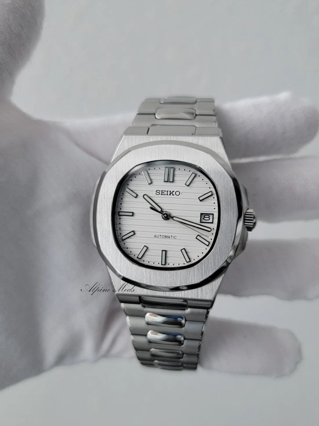 SEIKO WHITE DIAL 40MM