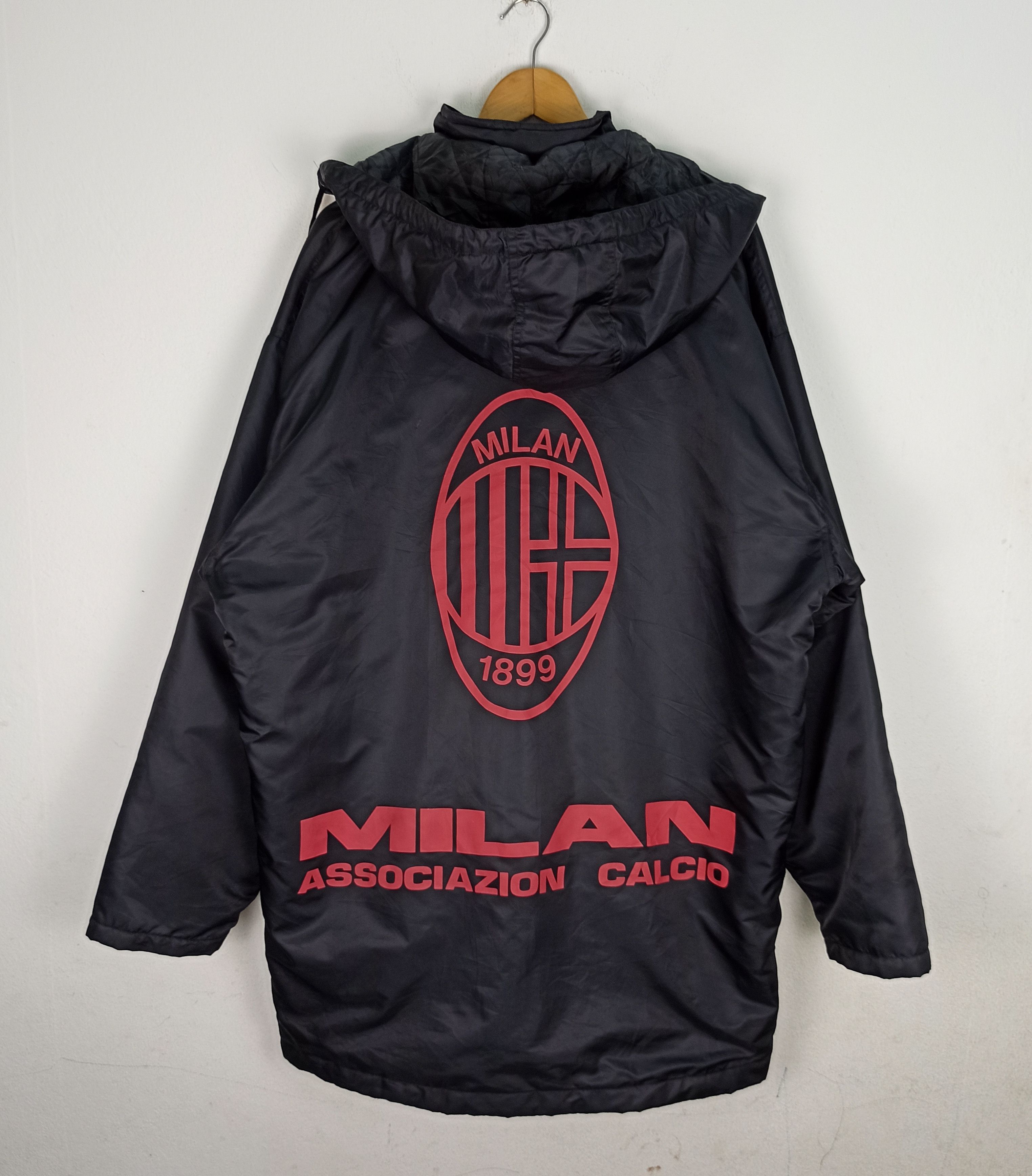 Sports Specialties Vintage AC Milan Associazion Calcio Long Jacket Hoodie Size US L / EU 52-54 / 3 - 1 Thumbnail