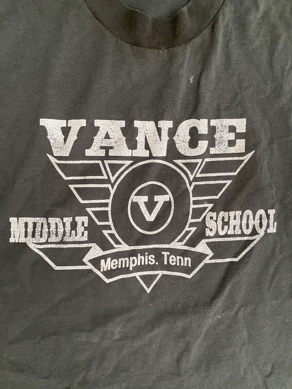 Vintage Vintage Faded Black 90s Single Stitch T Shirt Size US L / EU 52-54 / 3 - 2 Thumbnail