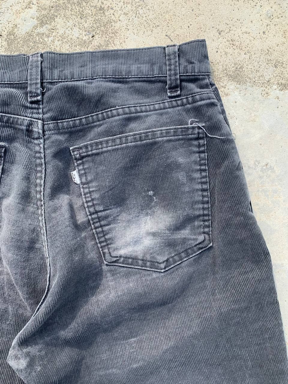 Levi's Levis 519 Vintage Thrashed Faded Black Corduroy Pants Size US 29 - 10 Thumbnail