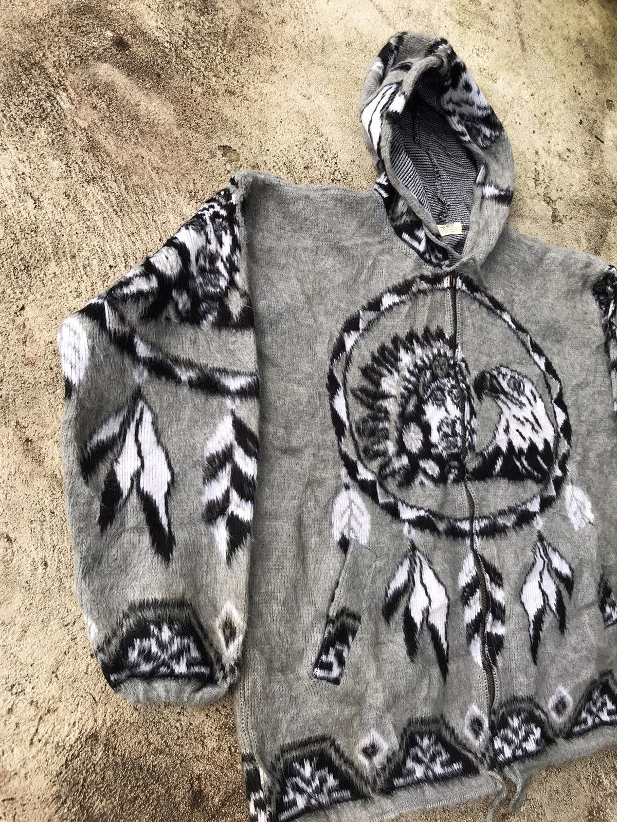 Indian Motorcycle RARE COWICHAN INDIAN WOOL SPELLOUT JACKET HOODIE Size US L / EU 52-54 / 3 - 5 Thumbnail