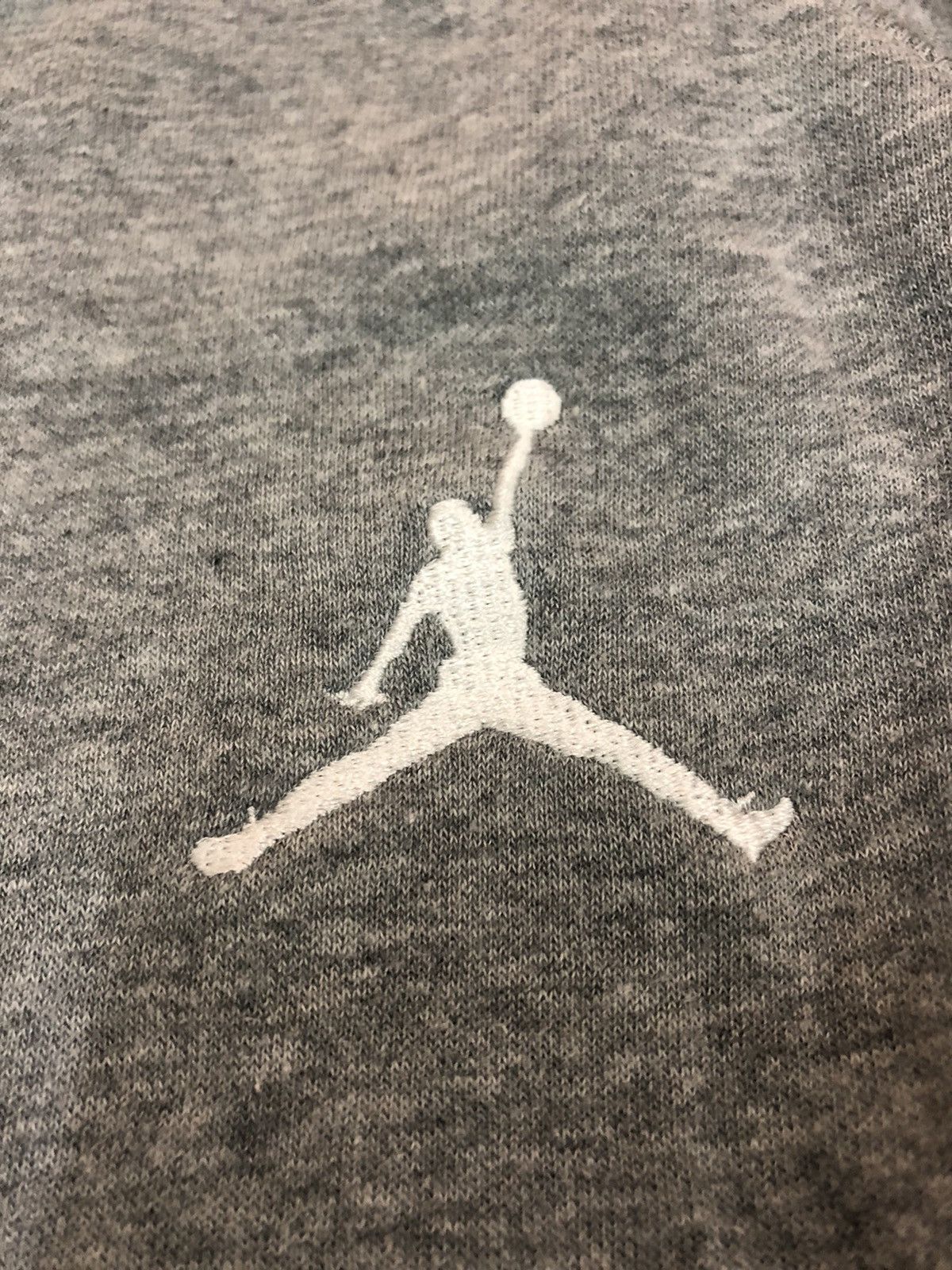Jordan Brand × Nike AIR JORDAN - EMBROIDERED SMALL CHEST LOGO SWEATSHIRT Size US M / EU 48-50 / 2 - 7 Thumbnail