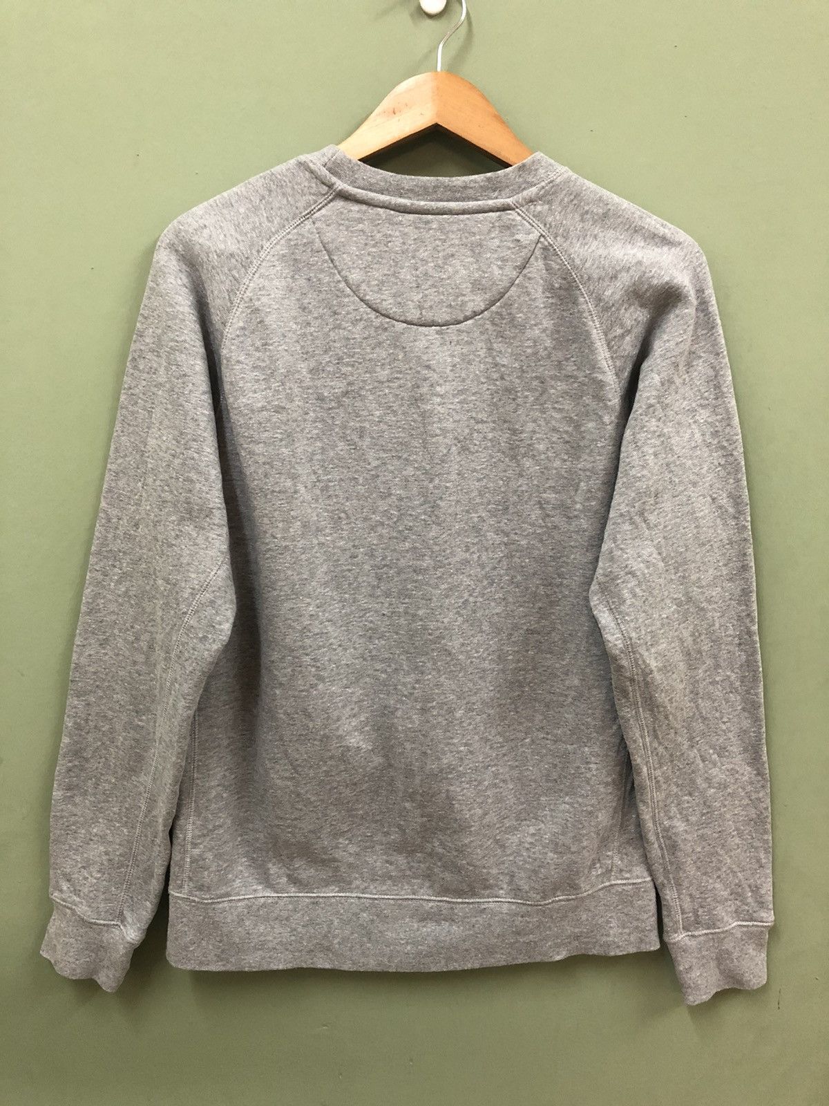 Jordan Brand × Nike AIR JORDAN - EMBROIDERED SMALL CHEST LOGO SWEATSHIRT Size US M / EU 48-50 / 2 - 6 Thumbnail