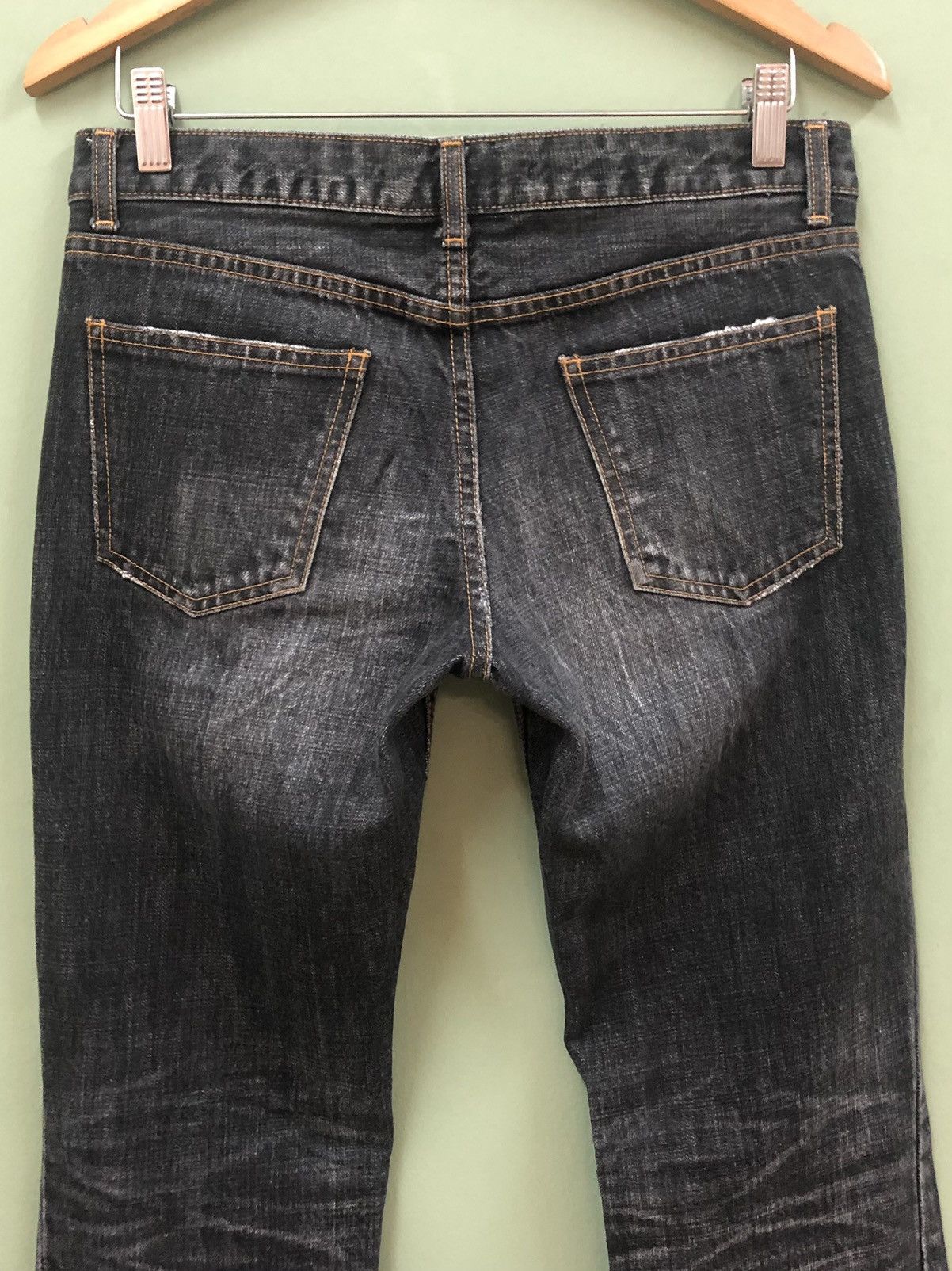 Designer × Japanese Brand × RIPVANWINKLE RIPVANWINKLE - SLIM FLARE FIT MEDIUM WASH DISTRESS JEANS Size US 30 / EU 46 - 7 Thumbnail