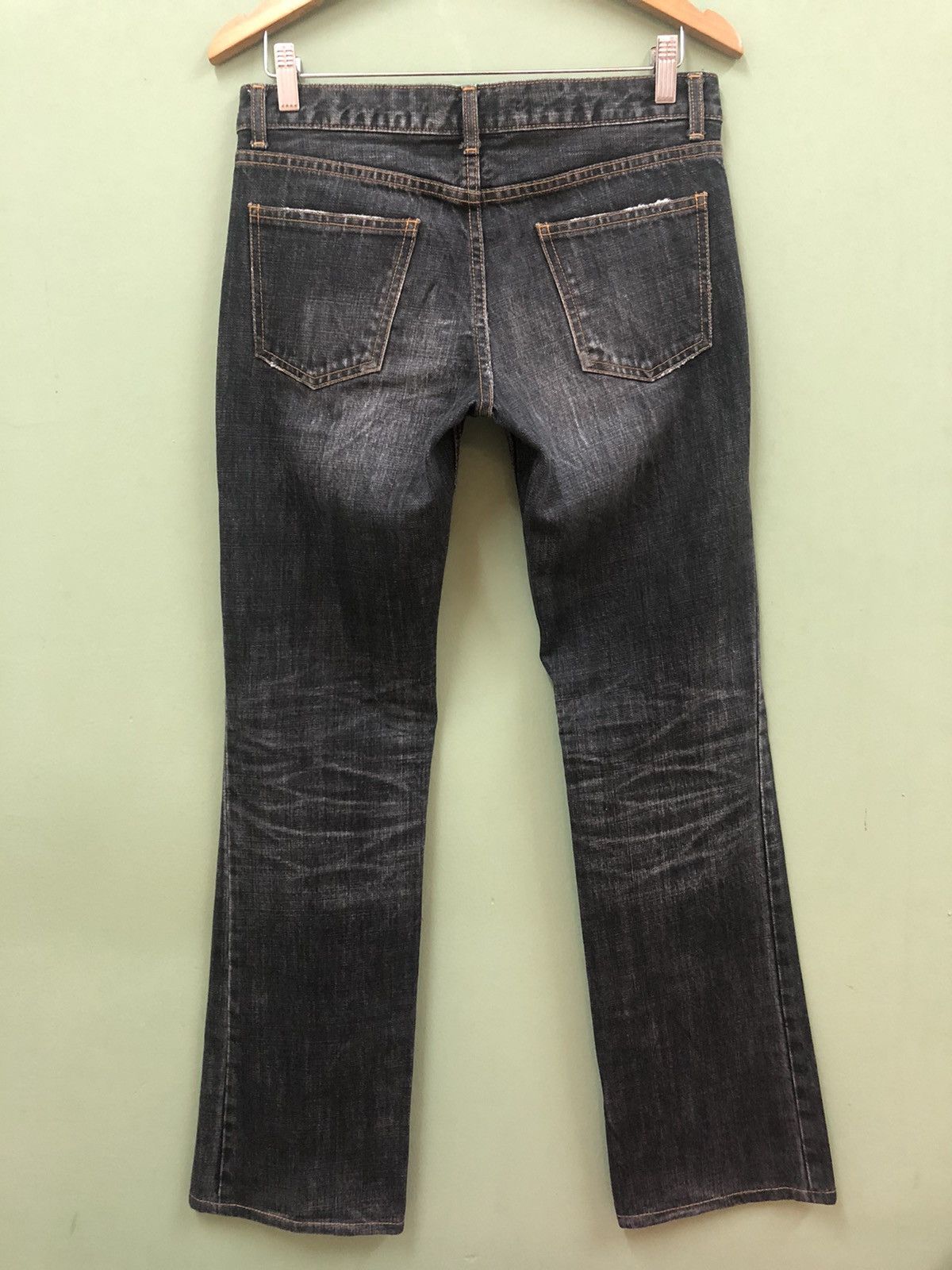 Designer × Japanese Brand × RIPVANWINKLE RIPVANWINKLE - SLIM FLARE FIT MEDIUM WASH DISTRESS JEANS Size US 30 / EU 46 - 6 Thumbnail