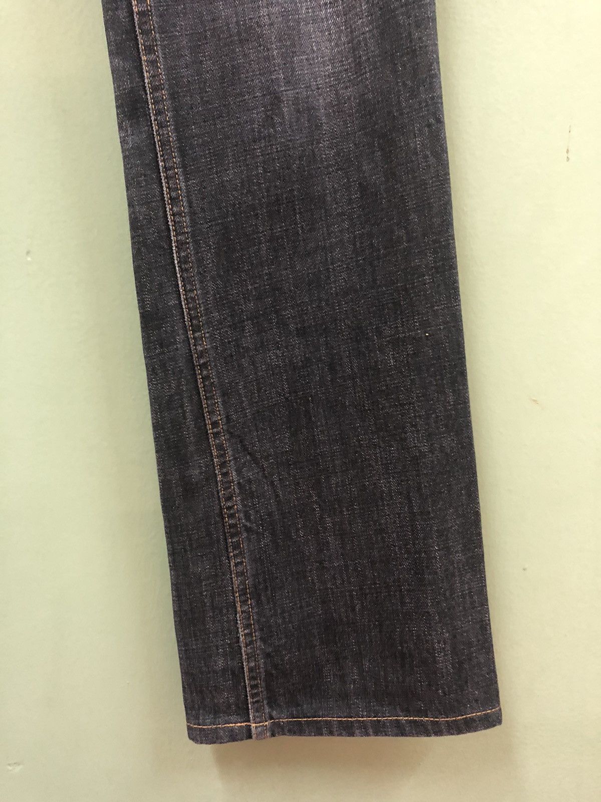 Designer × Japanese Brand × RIPVANWINKLE RIPVANWINKLE - SLIM FLARE FIT MEDIUM WASH DISTRESS JEANS Size US 30 / EU 46 - 5 Thumbnail