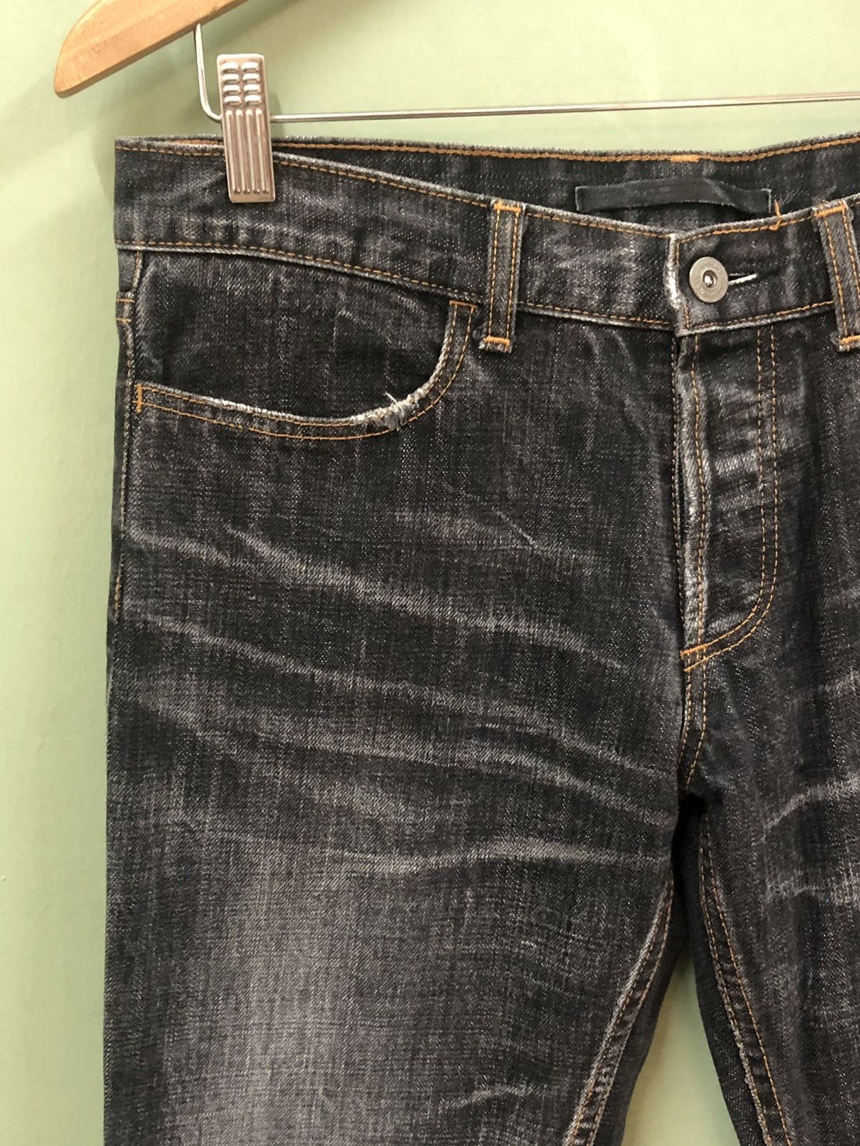 Designer × Japanese Brand × RIPVANWINKLE RIPVANWINKLE - SLIM FLARE FIT MEDIUM WASH DISTRESS JEANS Size US 30 / EU 46 - 3 Thumbnail