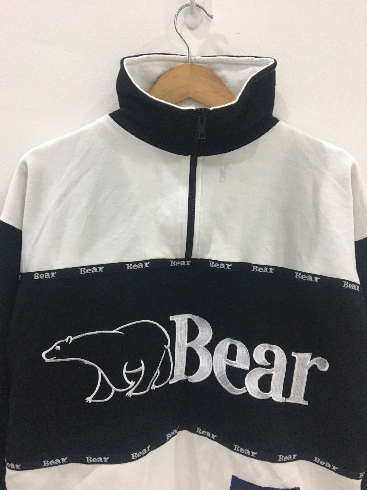 Designer GOLDEN BEAR - EMBROIDERED BIG FRONT & BACK LOGO JACKET Size US L / EU 52-54 / 3 - 3 Thumbnail