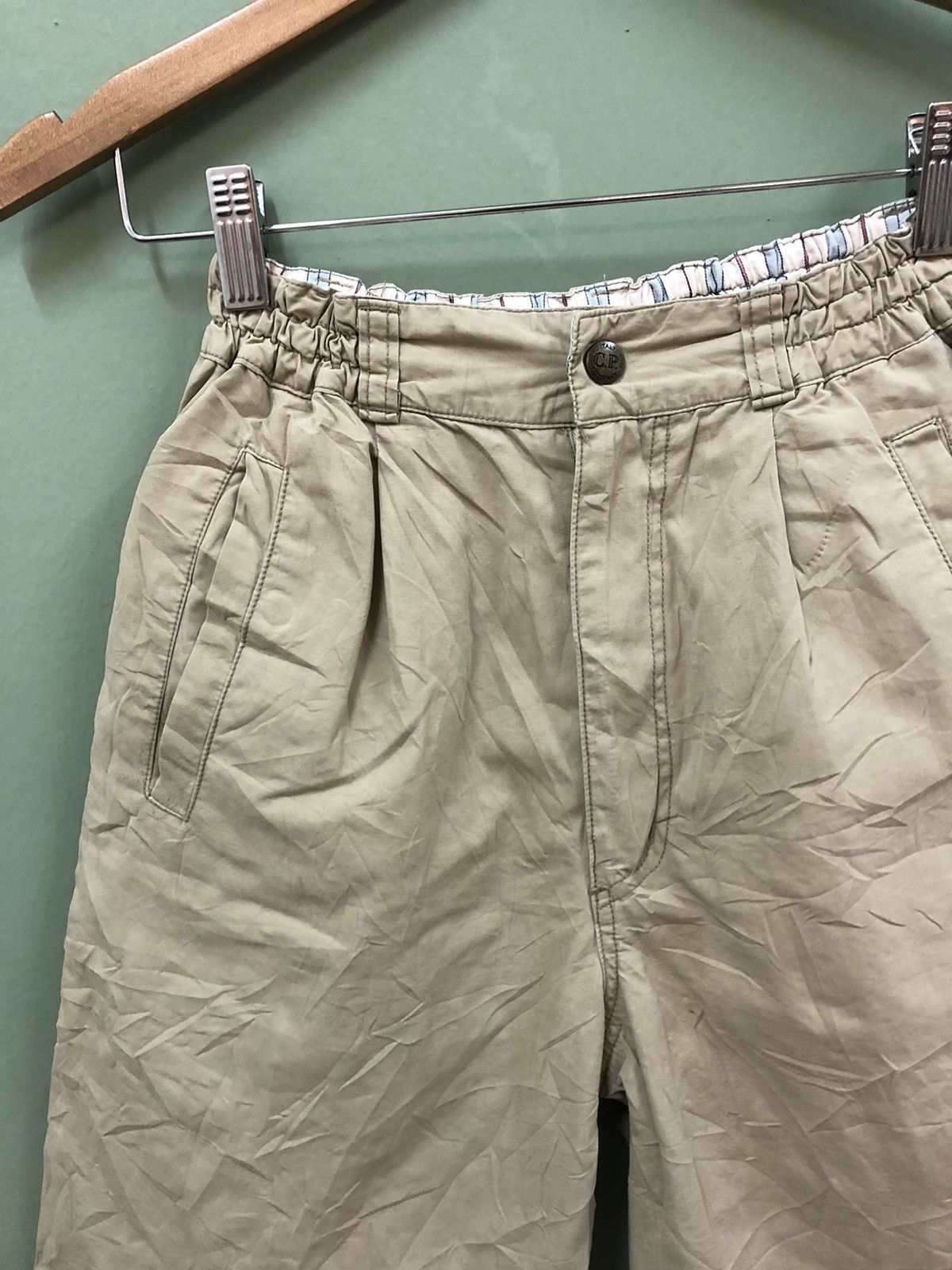 C.P. Company C.P COMPANY - VINTAGE WAISTBAND SHORTS FOR HER Size US 26 / EU 42 - 5 Thumbnail