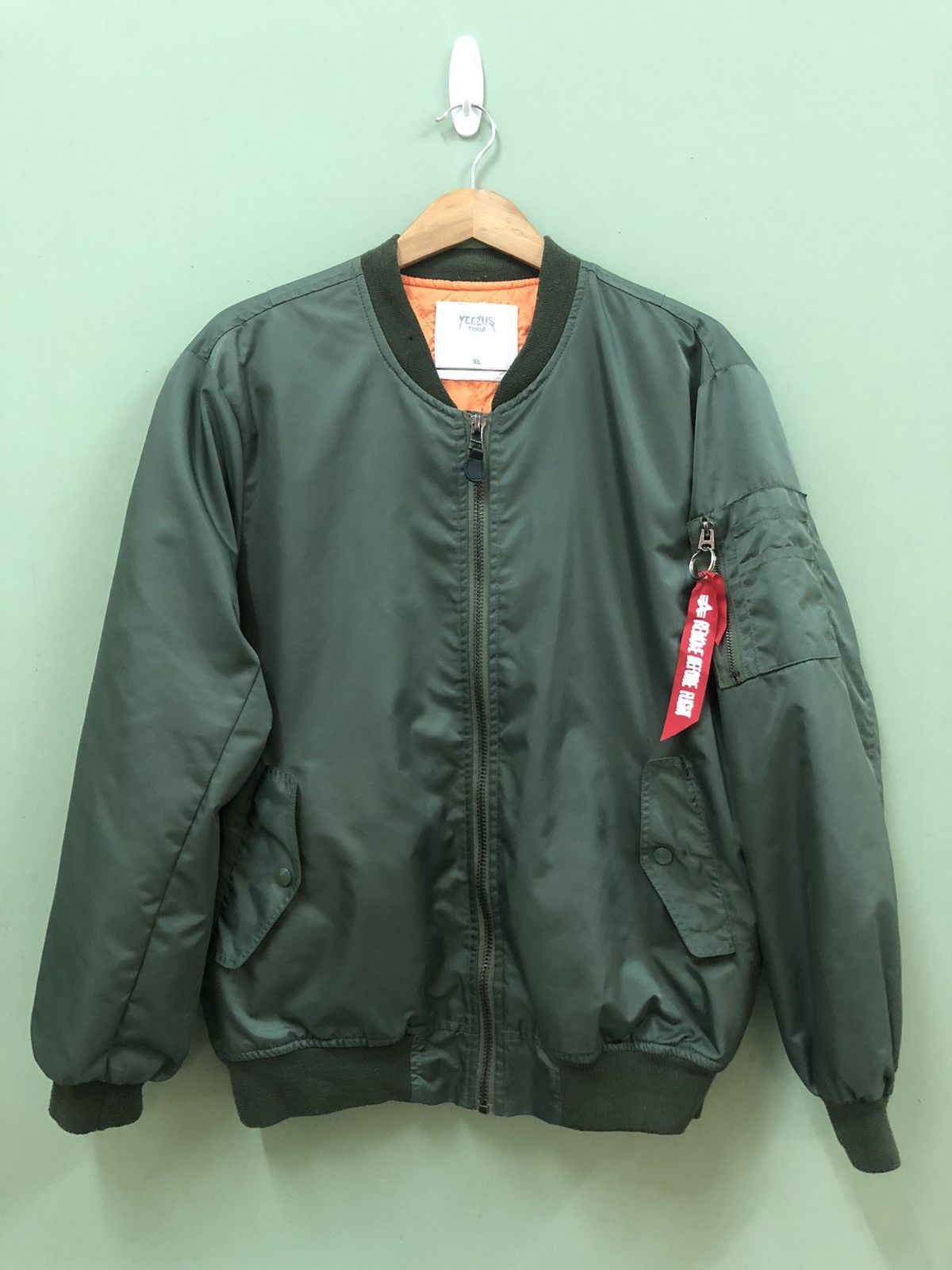 Other MA-1 TOUR MILITARY BOMBER FLIGHT JACKET Size US XL / EU 56 / 4 - 4 Thumbnail