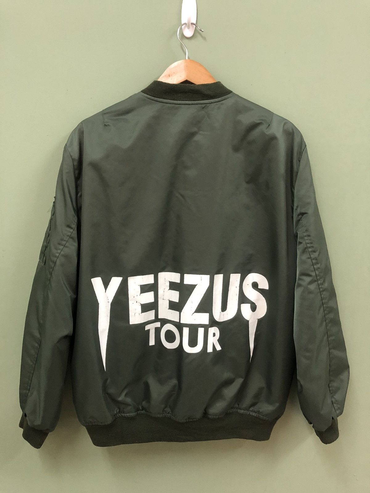 Other MA-1 TOUR MILITARY BOMBER FLIGHT JACKET Size US XL / EU 56 / 4 - 1 Thumbnail